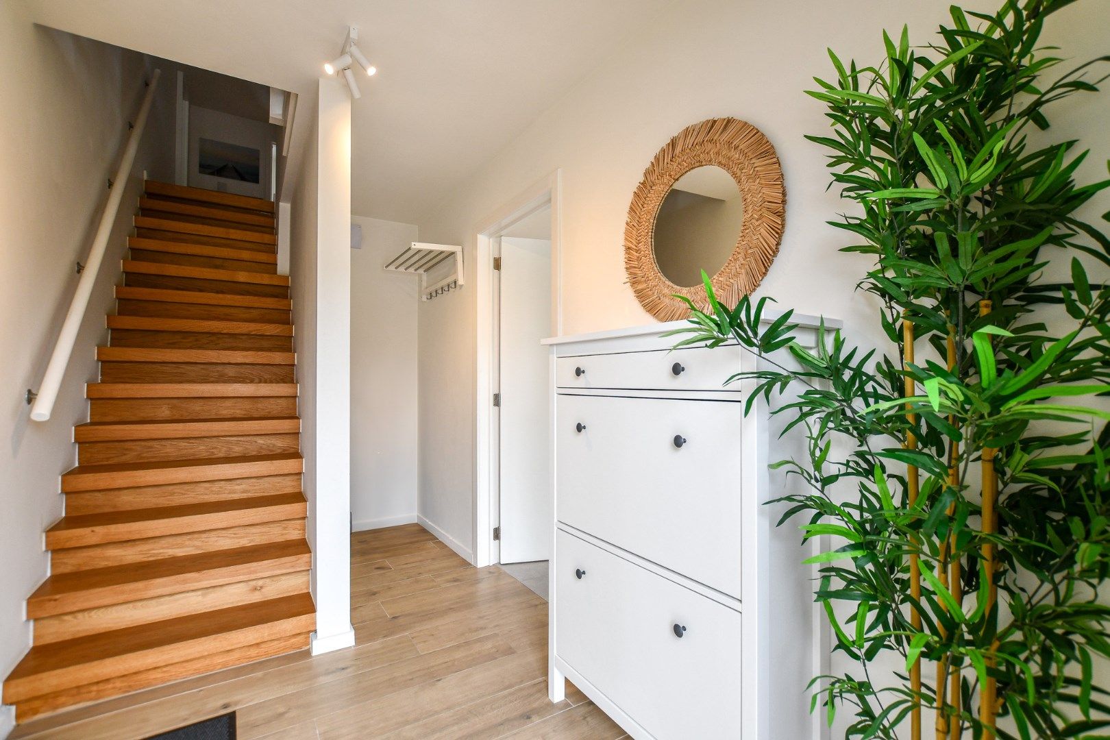 Stijlvol wonen aan zee – energiezuinige woning op topligging in Wenduine foto 14