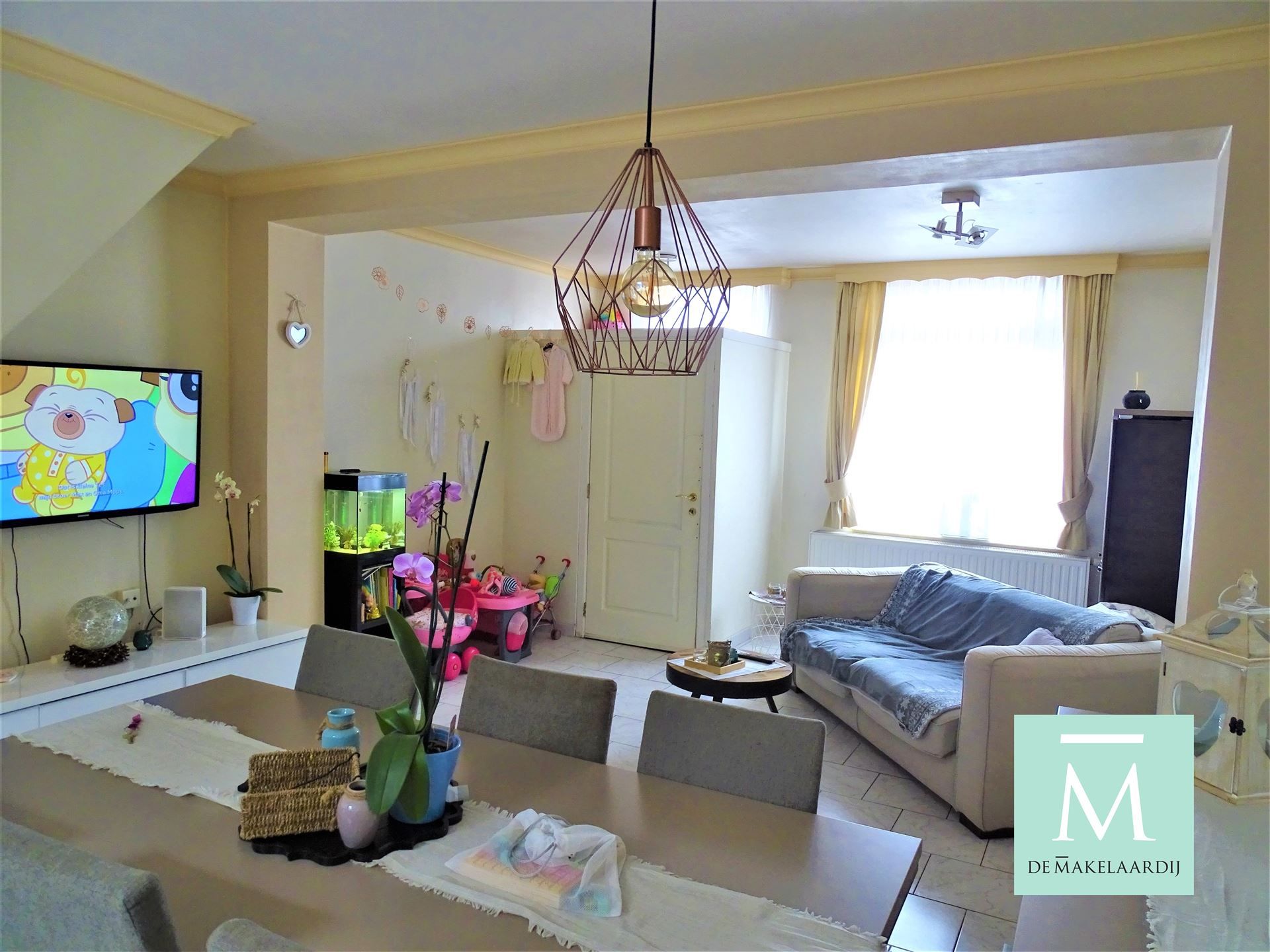Charmante woning met 2 slaapkamers en leuk terrasje op toplocatie! foto 6