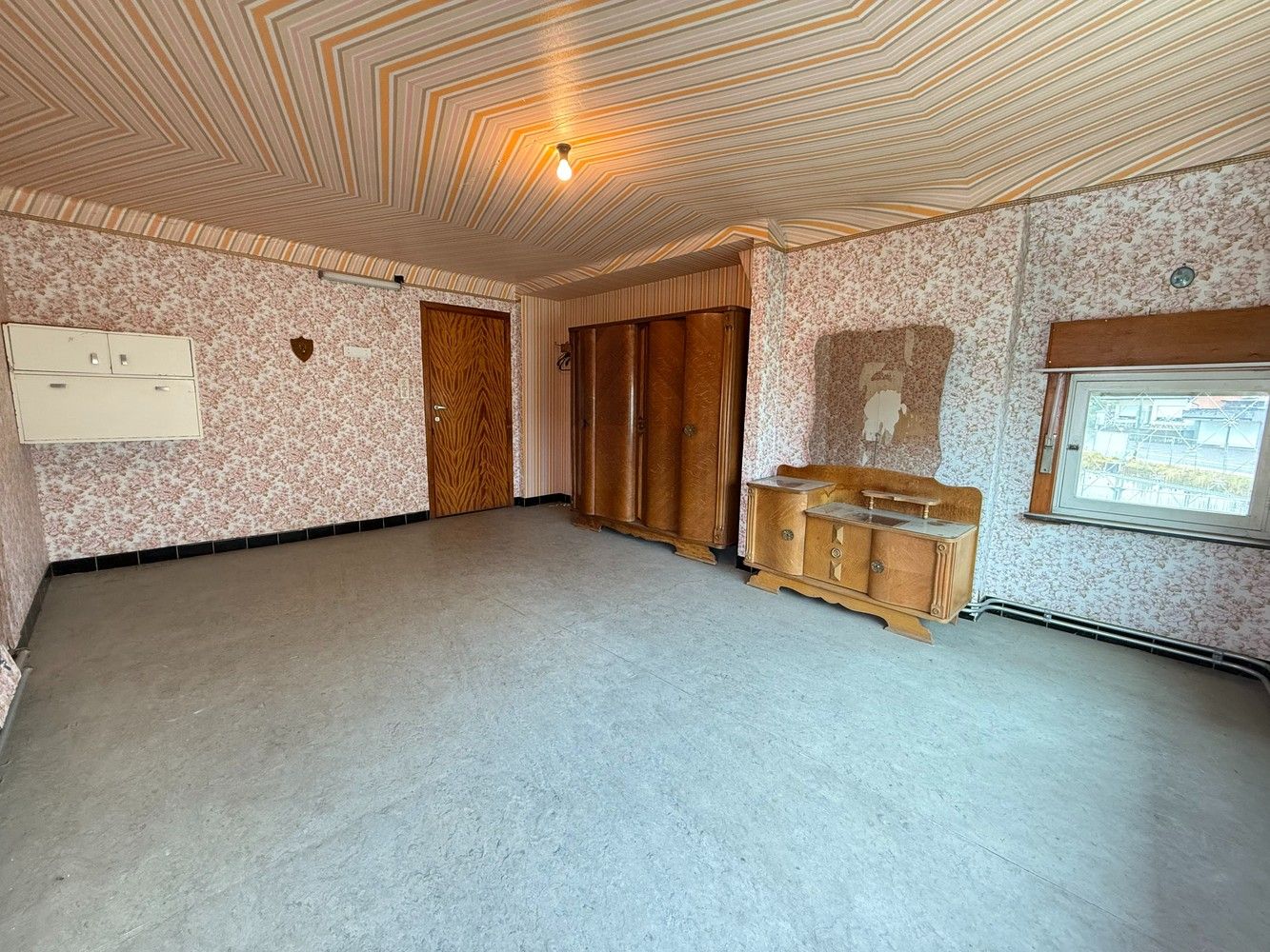 Woning met achterliggend magazijn op 15 are 29 ca. foto 14