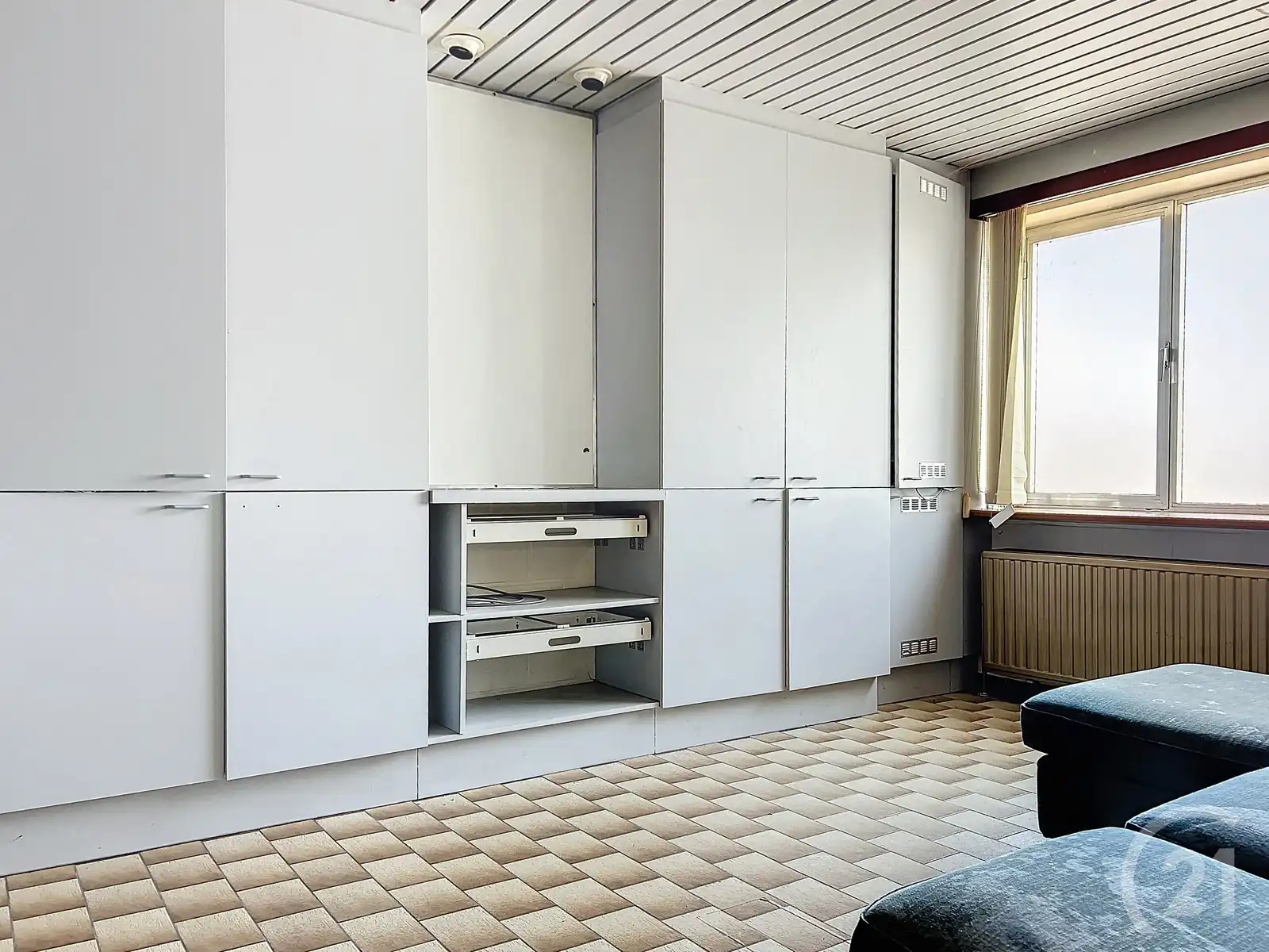 Huis met magazijn en kantoorruimte te koop! foto 16