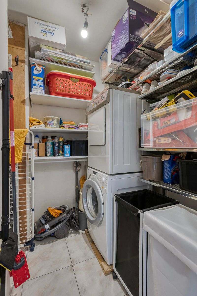 Ruim appartement met 3 slaapkamers! foto 17