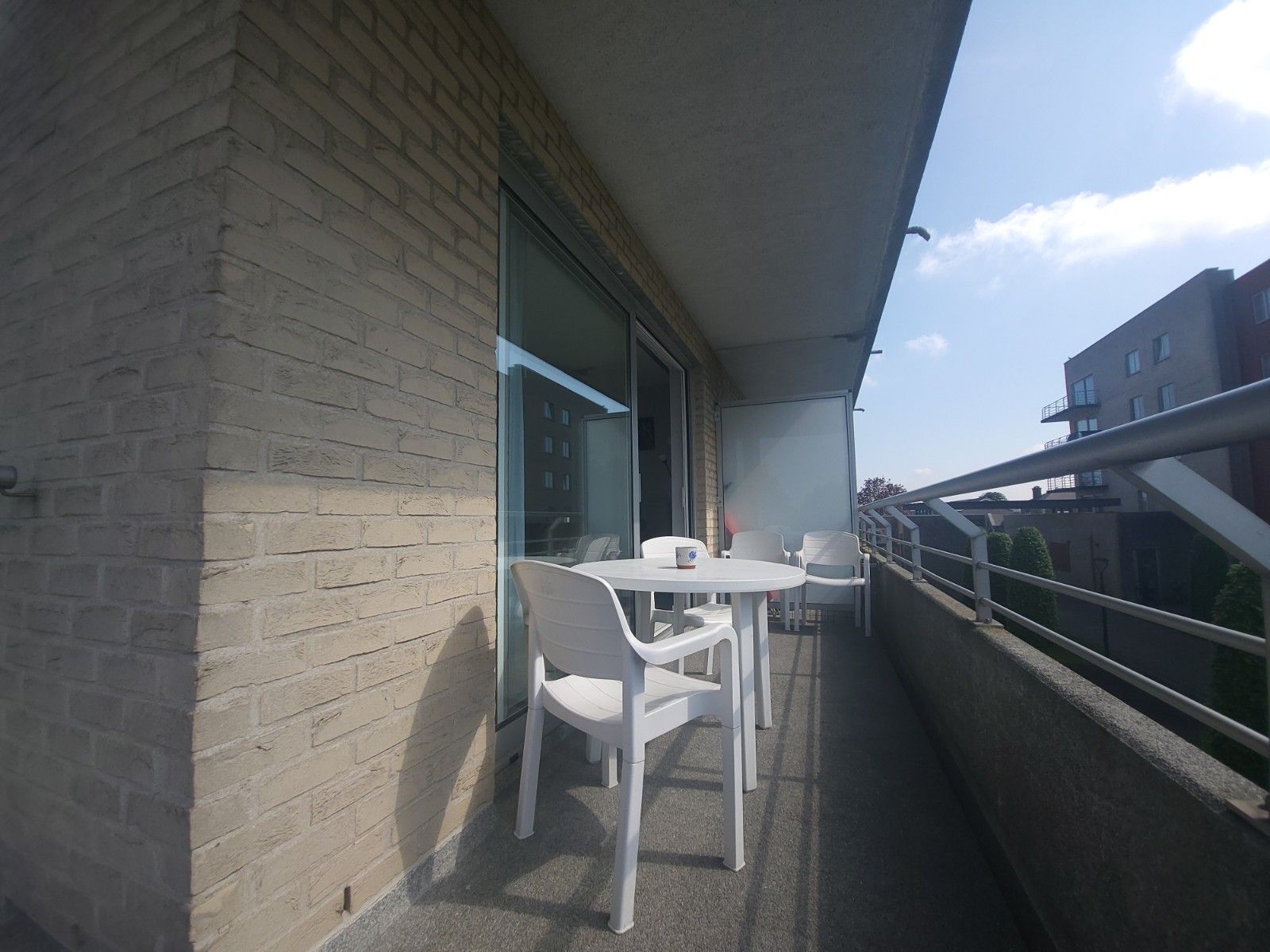 Lichtrijk 1-slaapkamerappartement foto 16