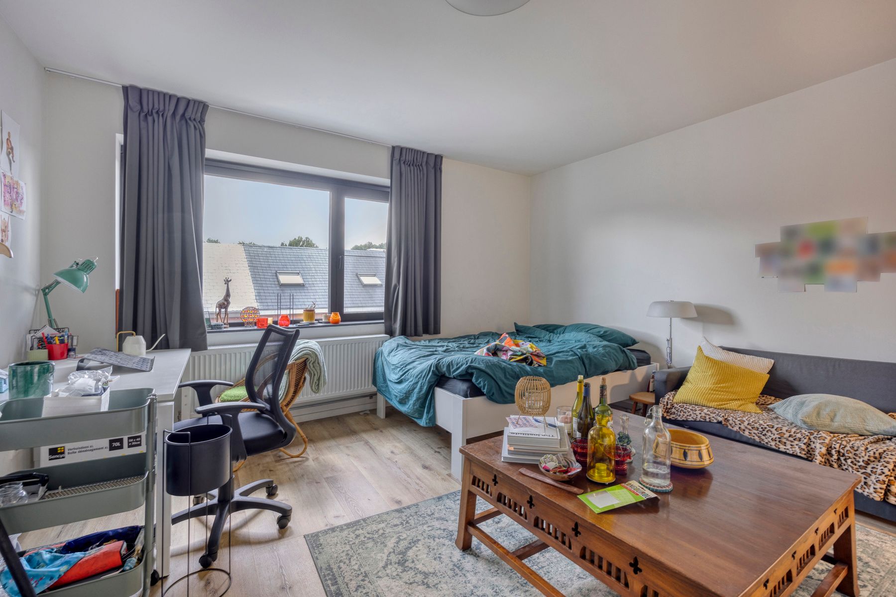 Opbrengsteigendom aan stadsrand foto 2