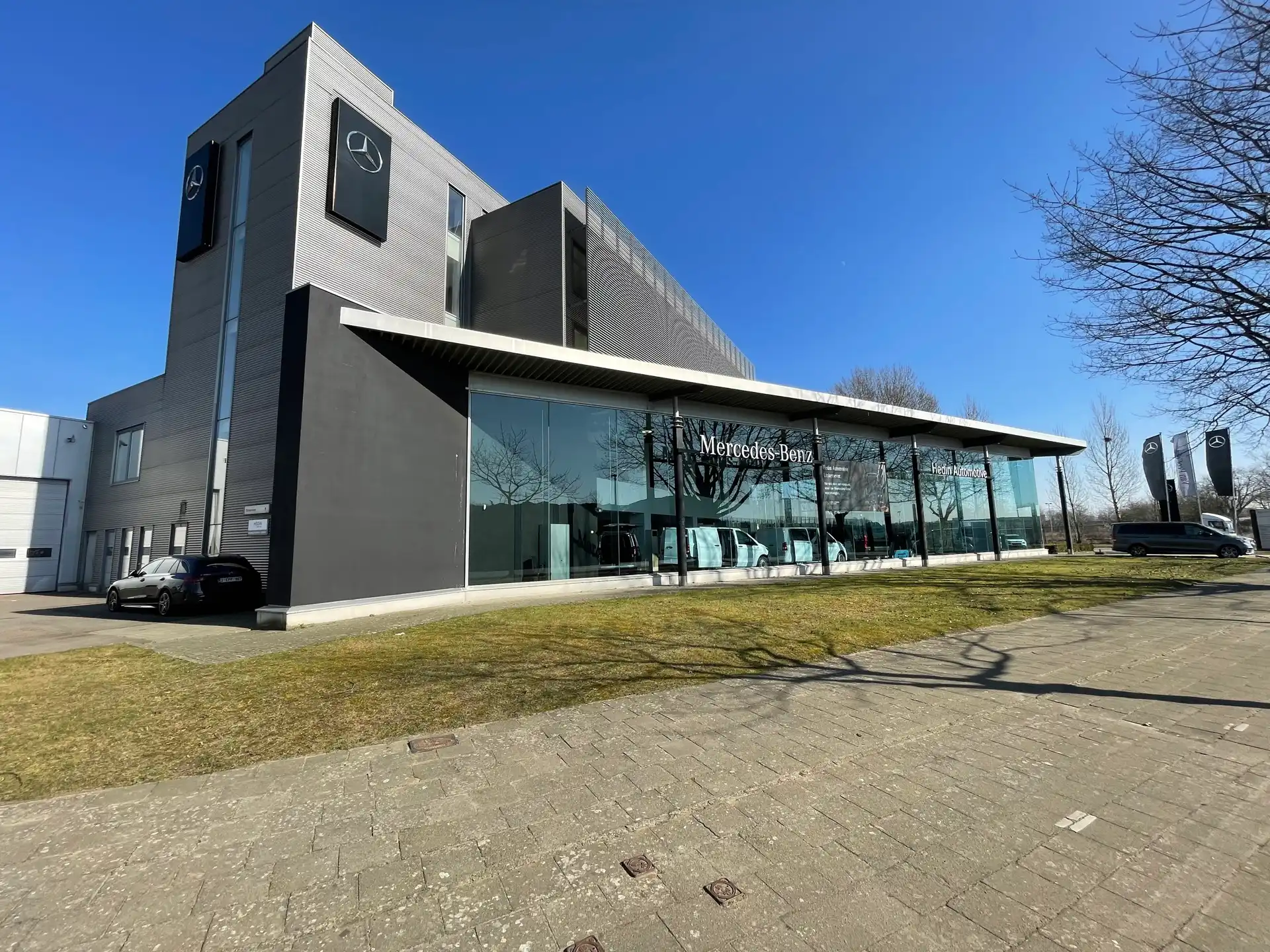 Instapklare kantoren te huur te Linkeroever! foto {{pictureIndex}}