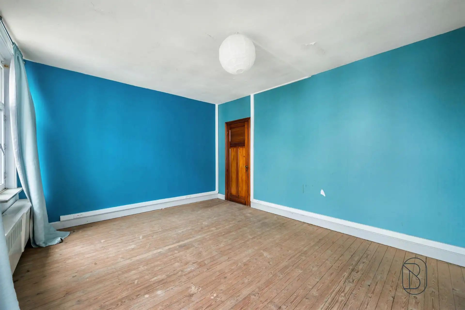 Te renoveren woning met 2 slpk en zolder in Doornik foto 8