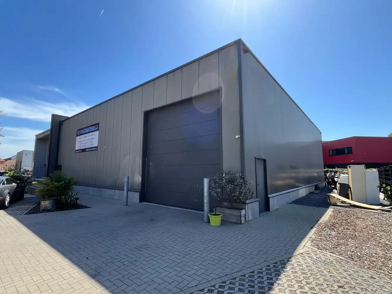660m² bedrijfshal incl. kantoren foto 18