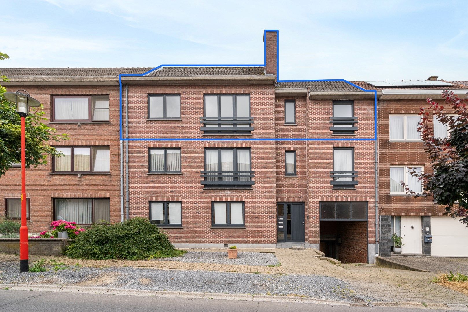Ruim appartement (145m²) met grote zolderruimte (75m²) foto 18