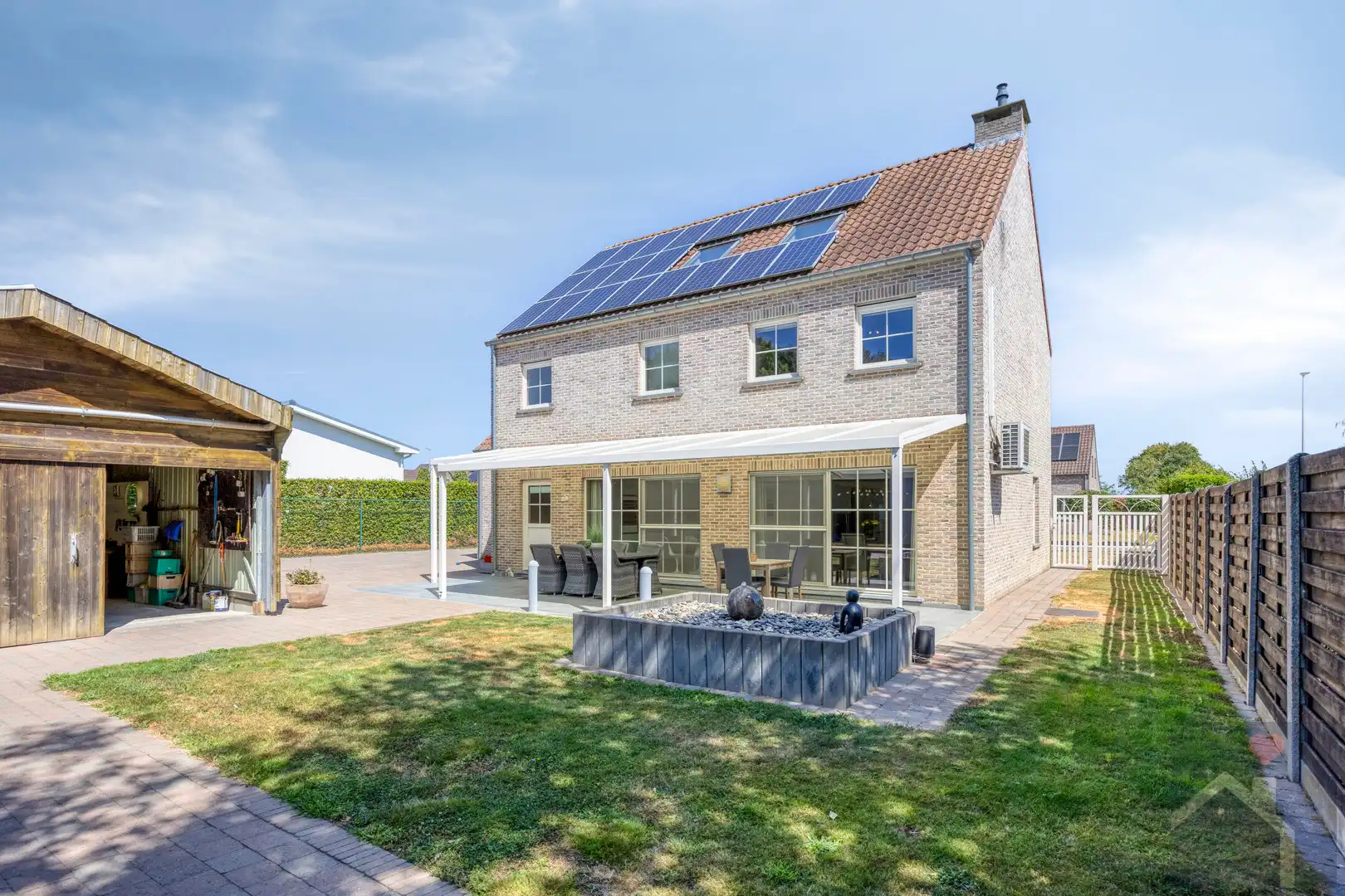 🐴 WONEN MET JE PAARDEN AAN HUIS? DIT IS ER ÉÉN OM TE BEKIJKEN! 🏡 foto 37
