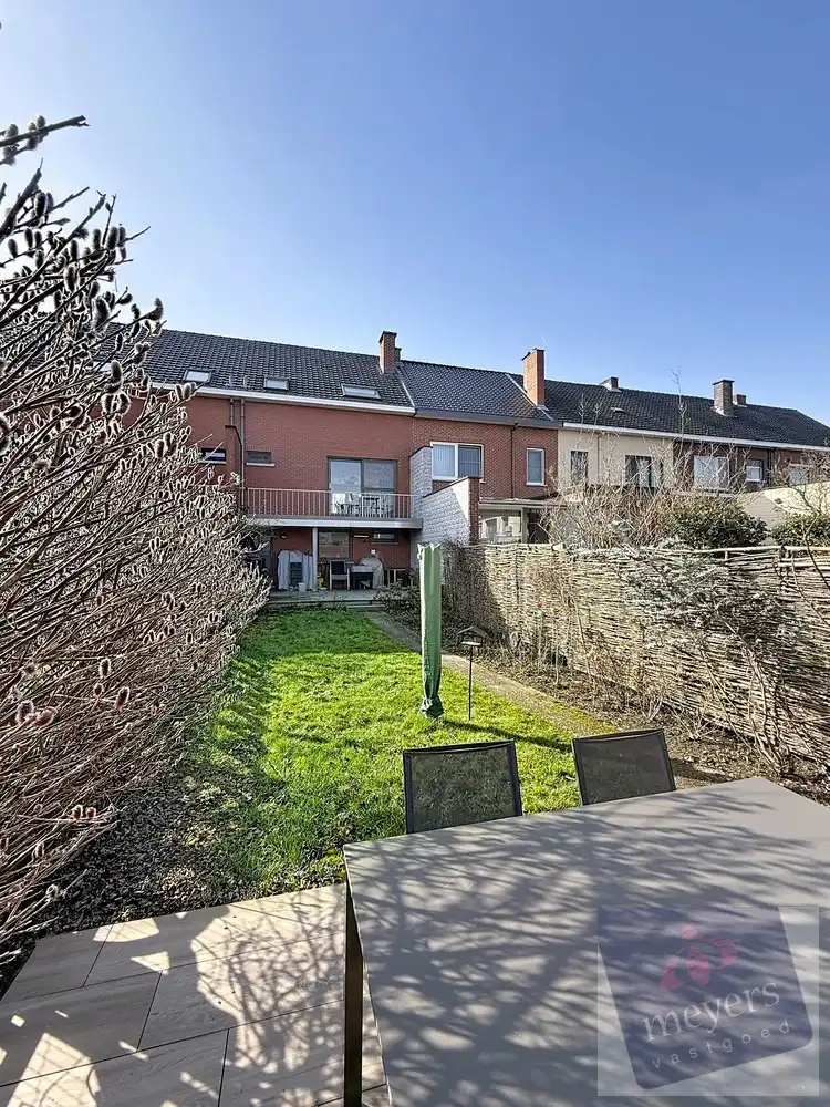 Bel-étagewoning met garage, terras en tuin op toplocatie in Hasselt foto 10