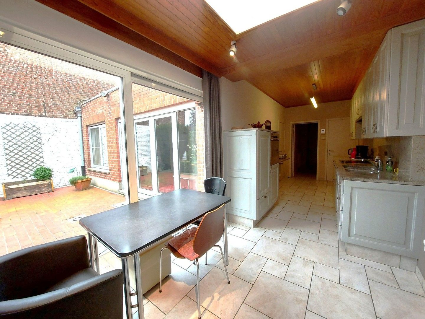 WONING-OPBRENGSTGEBOUW / TUIN / 382 m² / 3 WOONNIVEAU'S foto 16