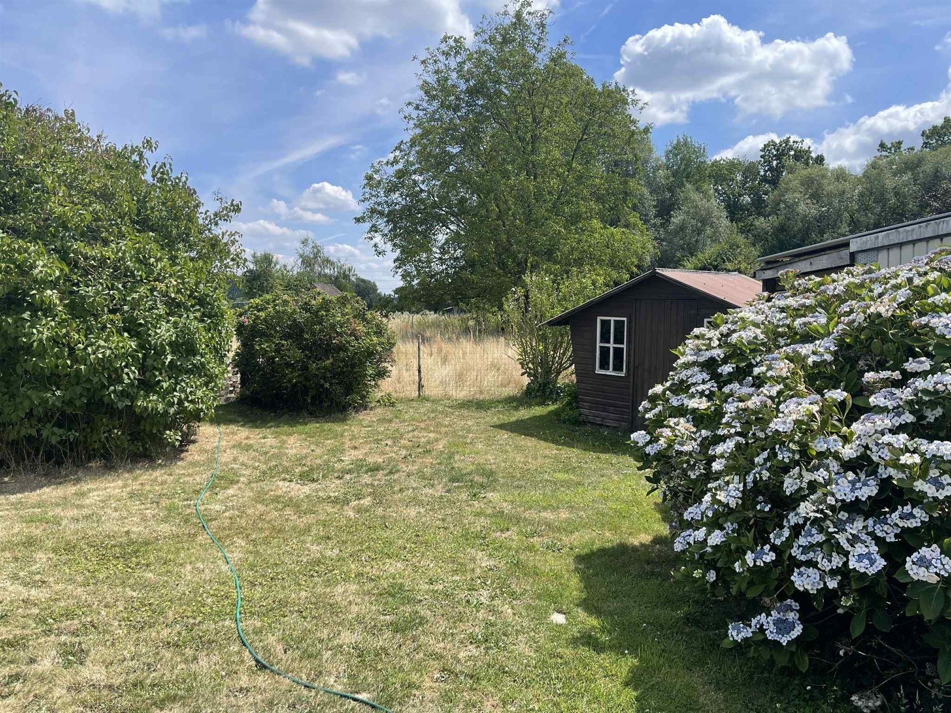 Woning met 4 kamers op terrein van 14a58ca foto 14