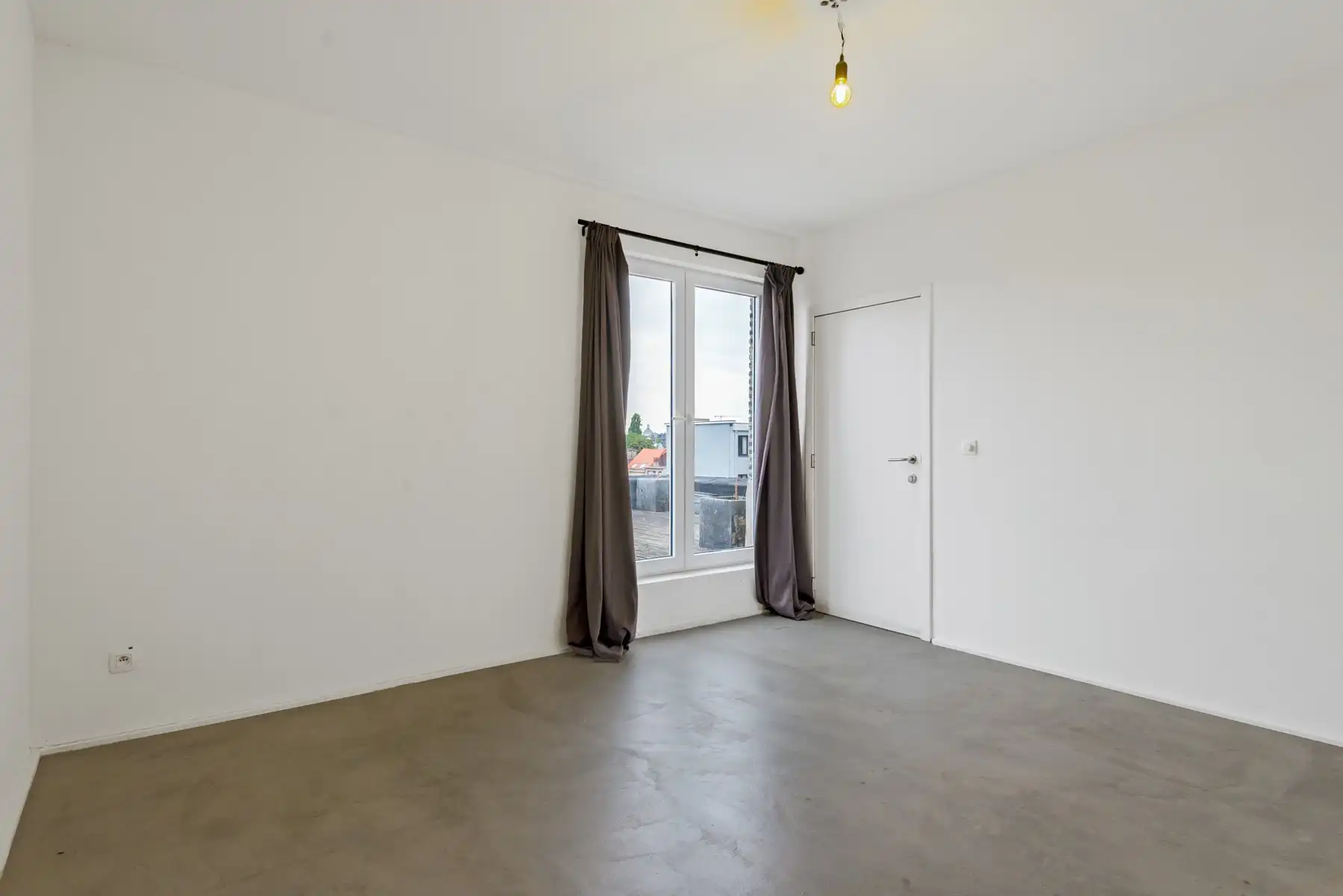Lichtrijk appartement met mooi zicht foto 4