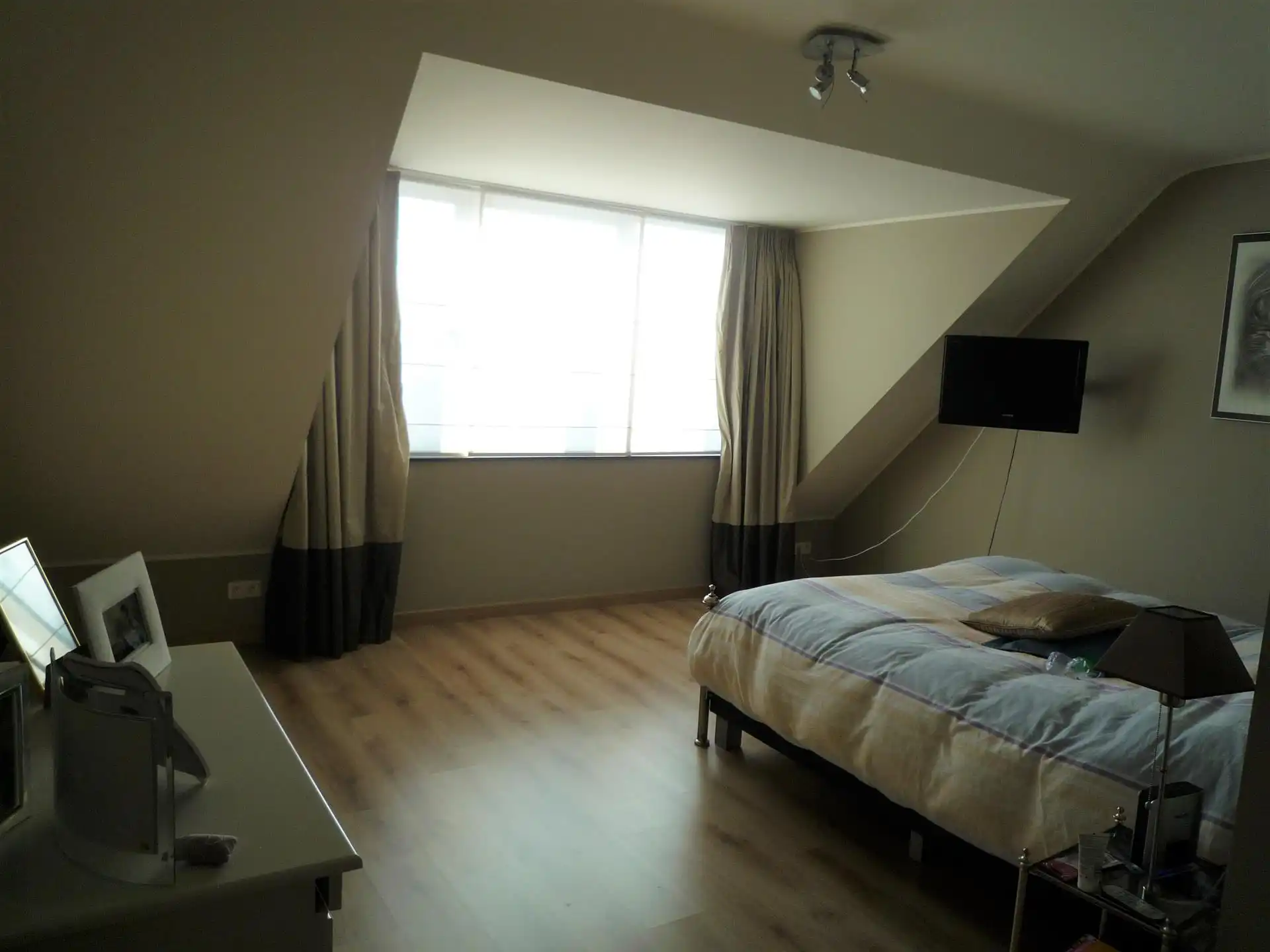 Ruim duplex appartement met terras foto 6