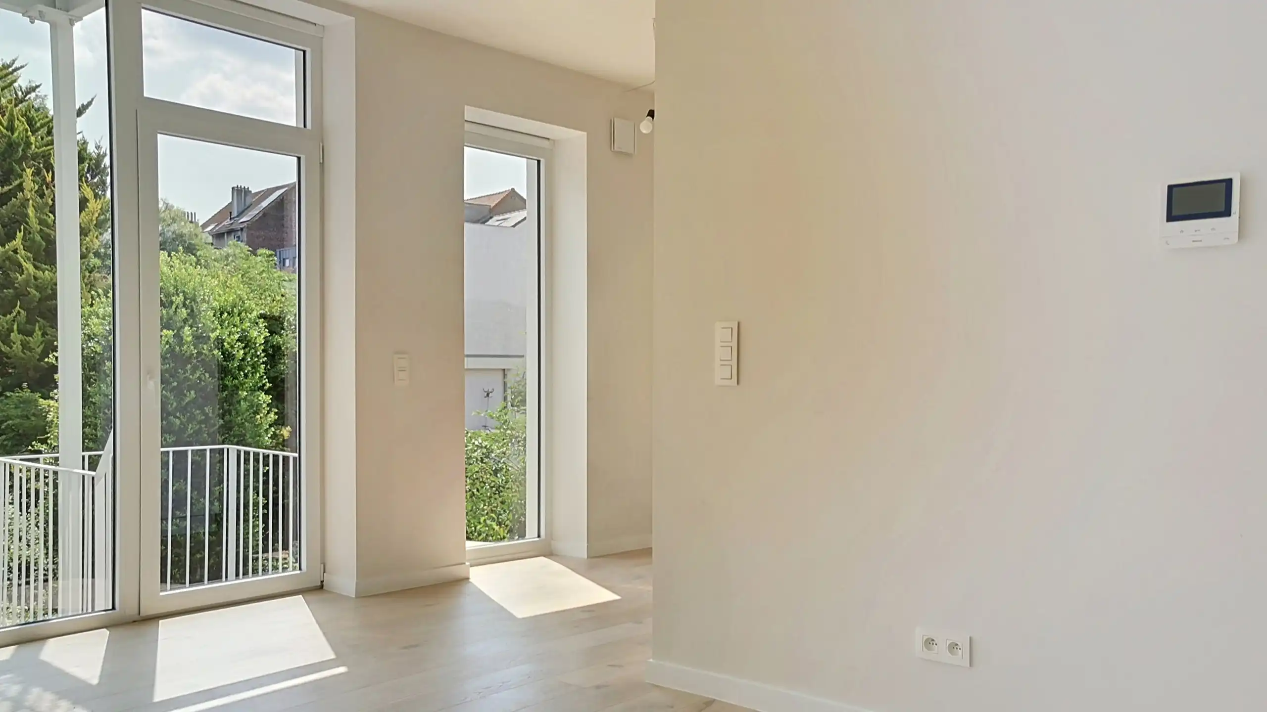 Volledig gerenoveerd, 1ste bewoning, tegenover Josaphatpark foto 6