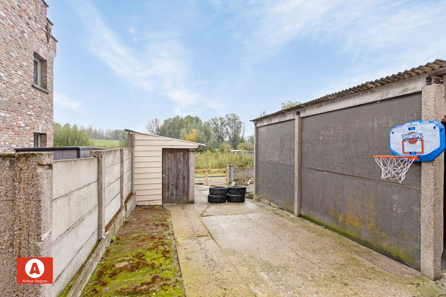 Rustig gelegen woning vol potentieel nabij natuurgebied foto 13