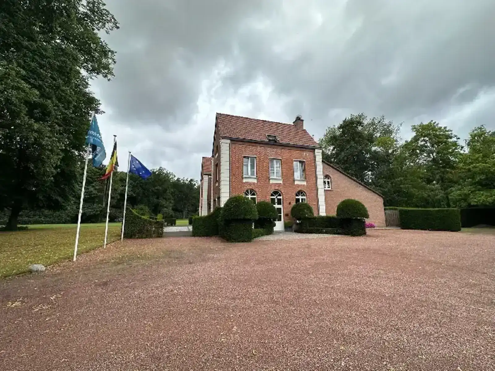 Exclusief kantoor in het groen nabij Antwerpen foto 10