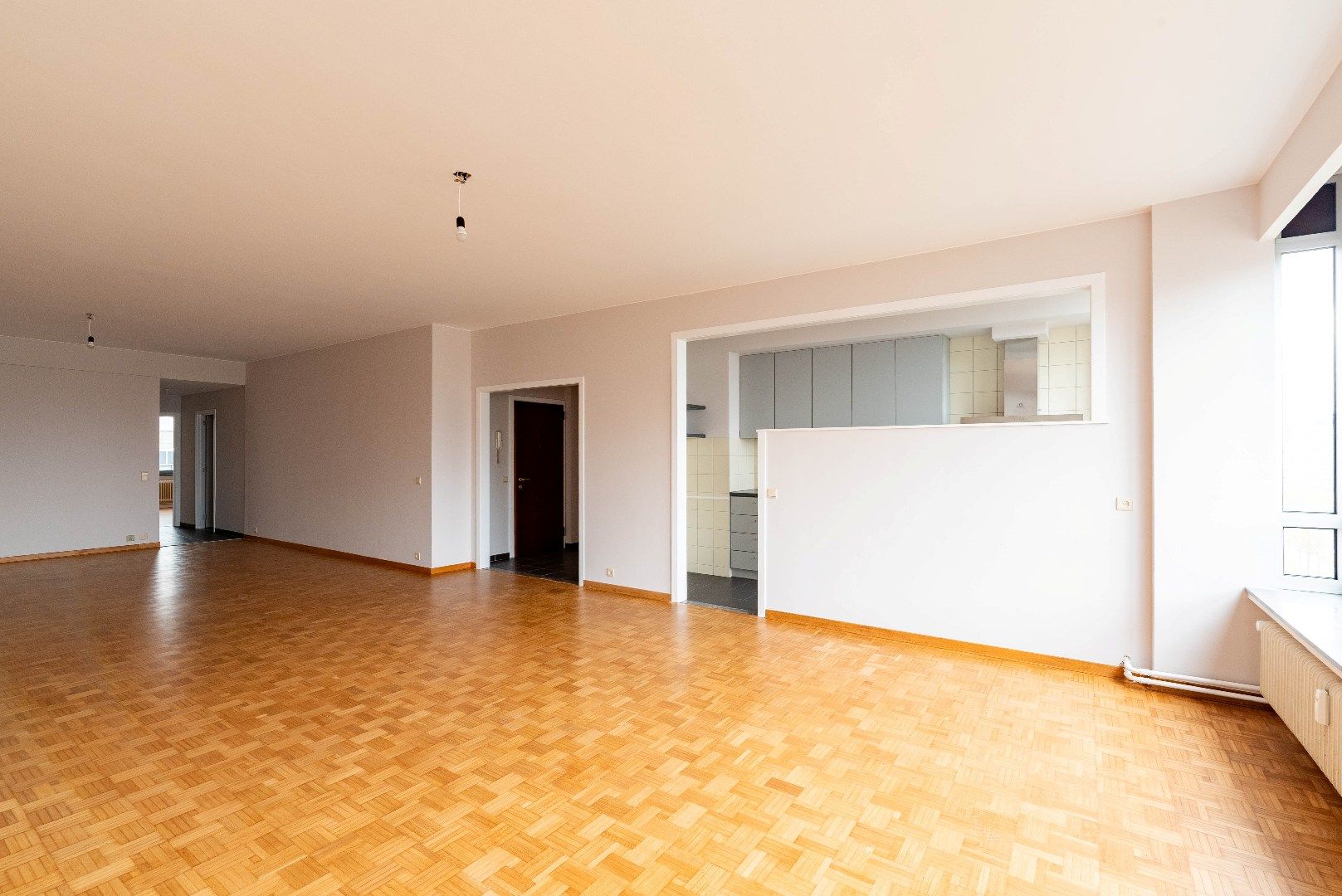 Riant appartement met 2 ruime slaapkamers foto 7