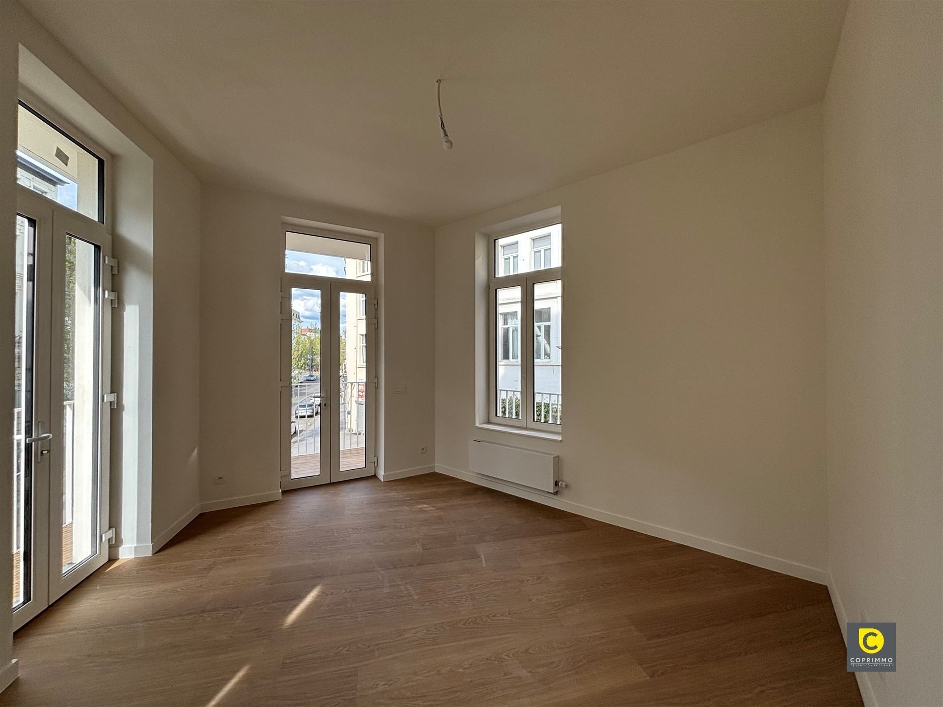 Gerenoveerd 2 slp app met terras! foto 3