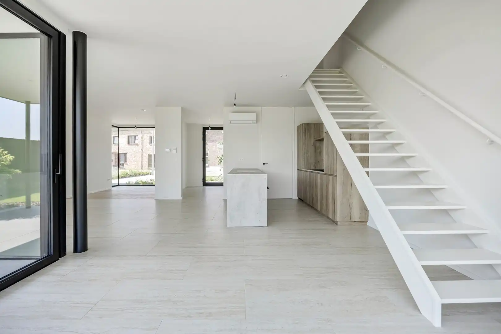 Moderne nieuwbouwwoning met hoogwaardige afwerking in Sint-Truiden (Wilderen).  Aankoop aan 6% btw mogelijk onder voorwaarden. foto 4