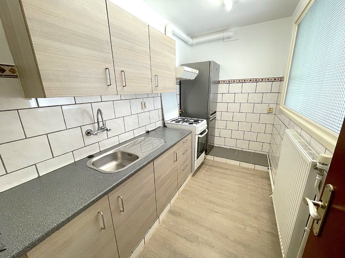 vernieuwd één slaapkamer appartement foto 5
