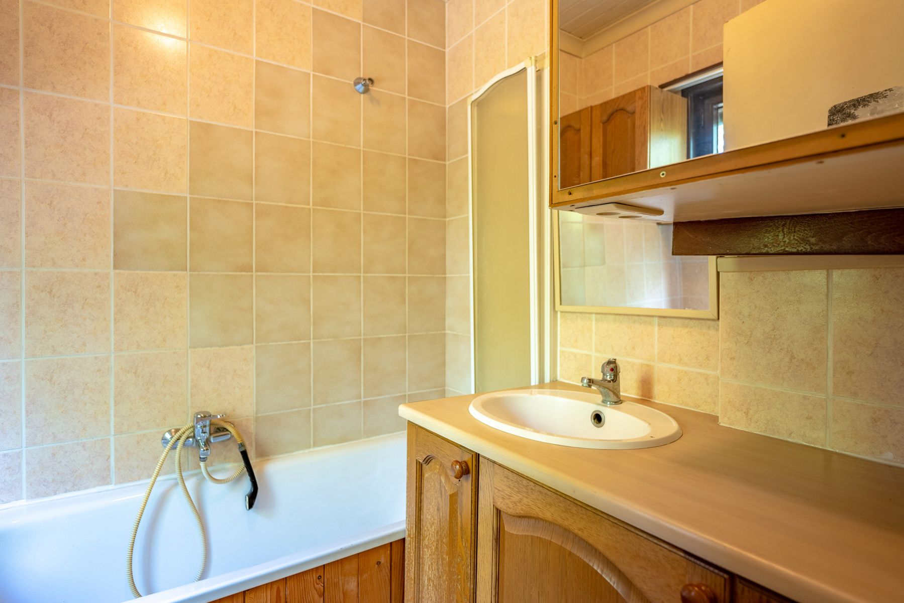 Woning met 3 slpk, 2badk en ruime tuin foto 10