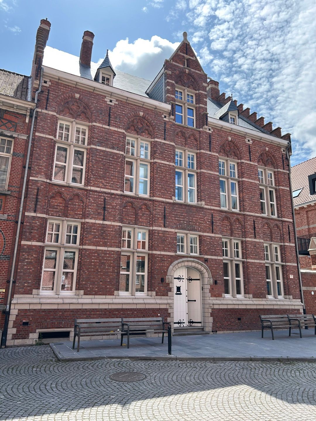()=>{if(producerUpdateValueVersion(node),producerAccessed(node),node.value===ERRORED)throw node.error;return node.value} Kerkplein 32 - 2300 Turnhout