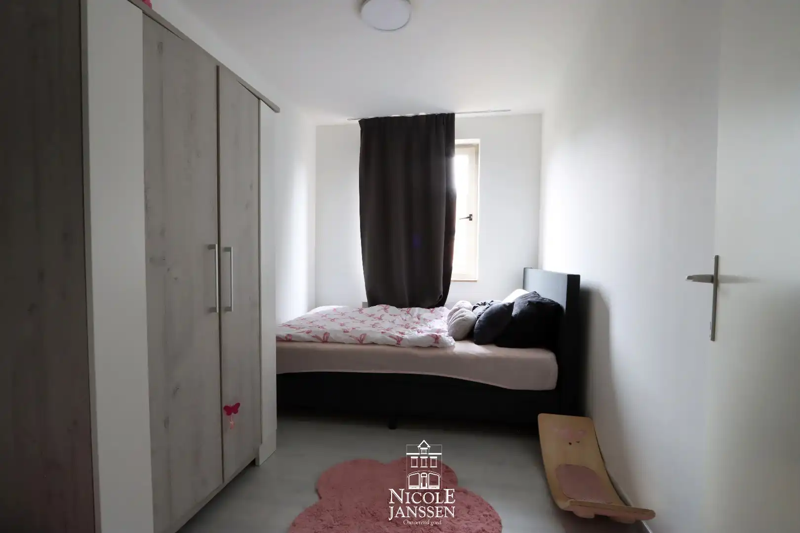 Verzorgd instapklaar appartement op de eerste verdieping met garage foto 12