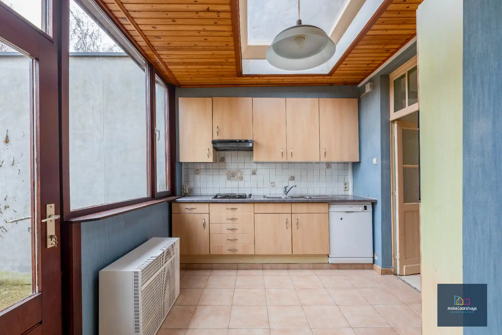 TOPLIGGING : te renoveren woning nabij Gent Sint-Pieters  foto 4