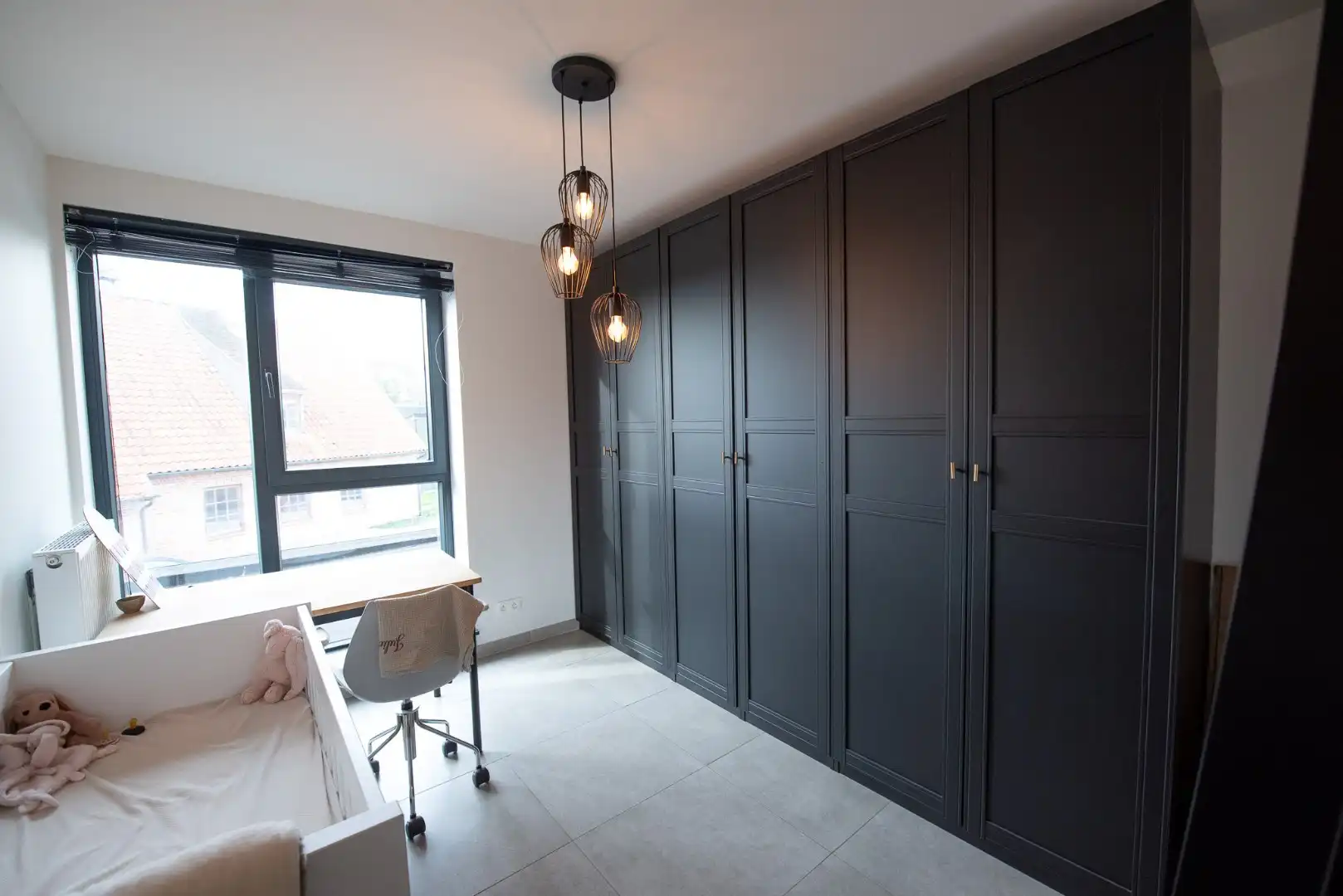Topper! Ruim 3 gevel-appartement van 118 m² met ruim terras van 21,5 m² en parkeerplaats te Sint-Eloois-Vijve foto 9