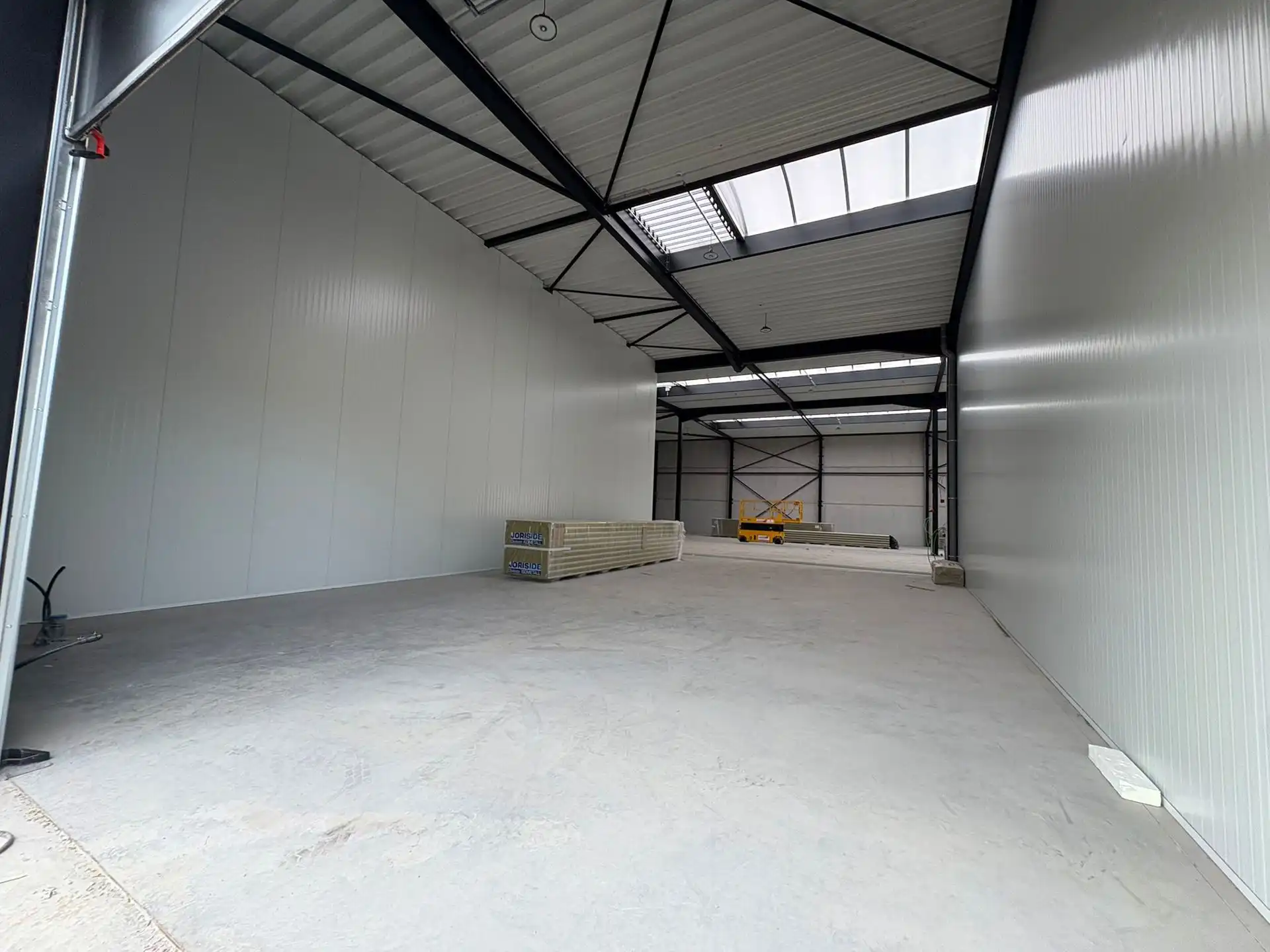 Nieuwbouw KMO-unit 280m² te huur Buggenhout foto 6