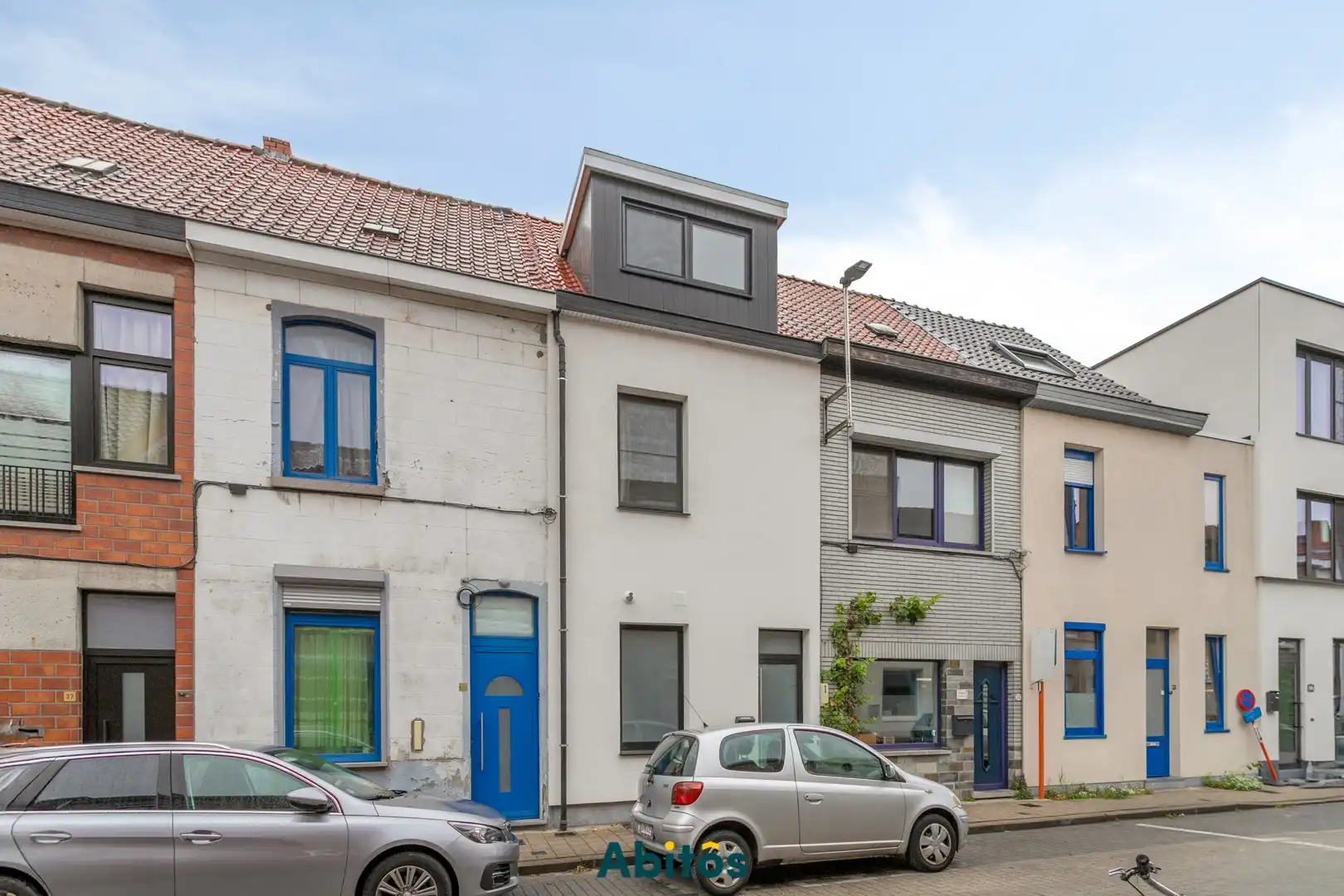 Instapklare woning met tuin op toplocatie in Mariakerke foto 18