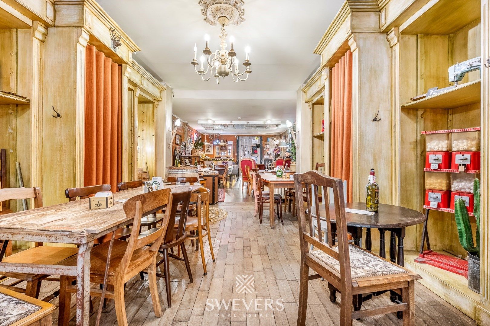 Handelsruimte van 187m² met terras en berging centrum Leopoldsburg foto 15