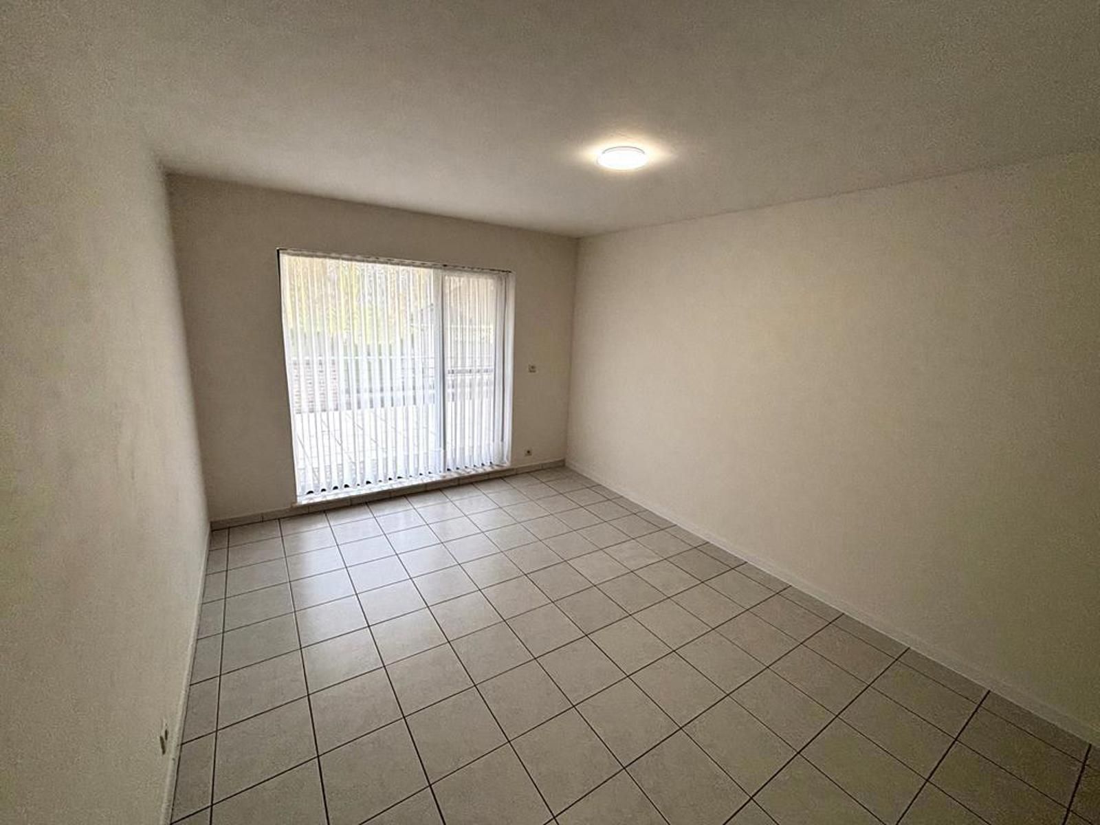 Instapklare halfopen bebouwing met 4 slaapkamers!  foto 22