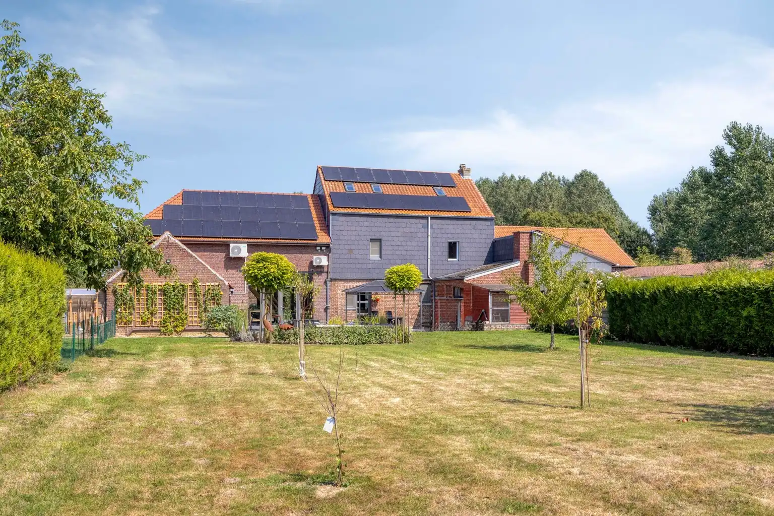 MOOI GERENOVEERDE HOEVE IN LINTER foto 25