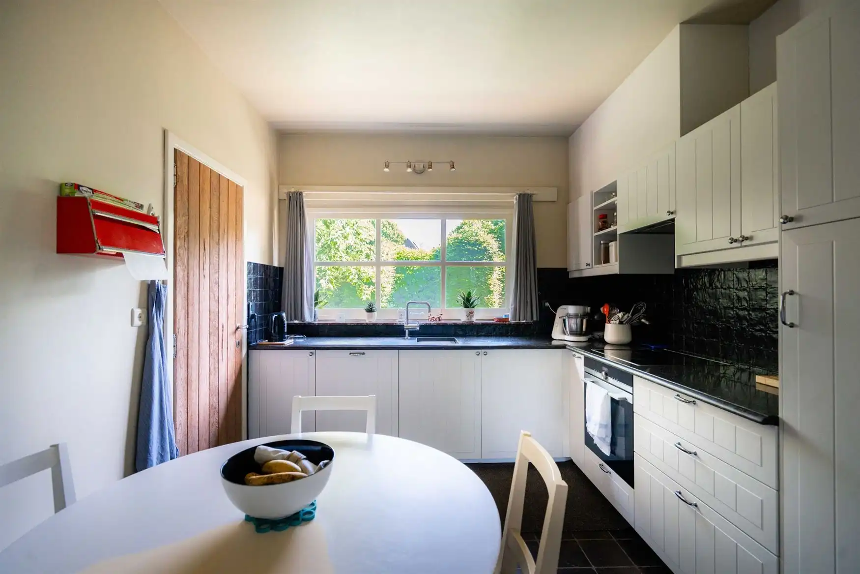 Karaktervolle villa op toplocatie nabij Vinderhoutse Bossen foto 11
