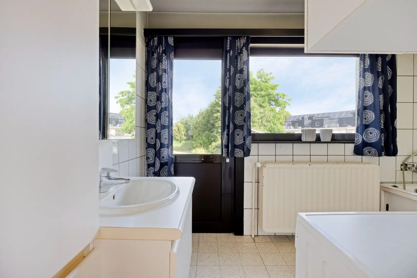 Gelijkvloerse woning met 3 slpks op een uniek perceel van 2.164 m² nabij de Markt !  foto 14