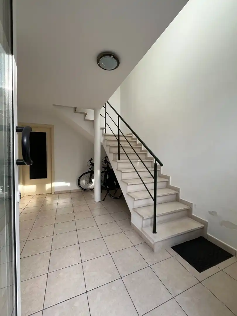 Moorslede - Lichtrijk duplex hoekappartement met terras en garage foto 2