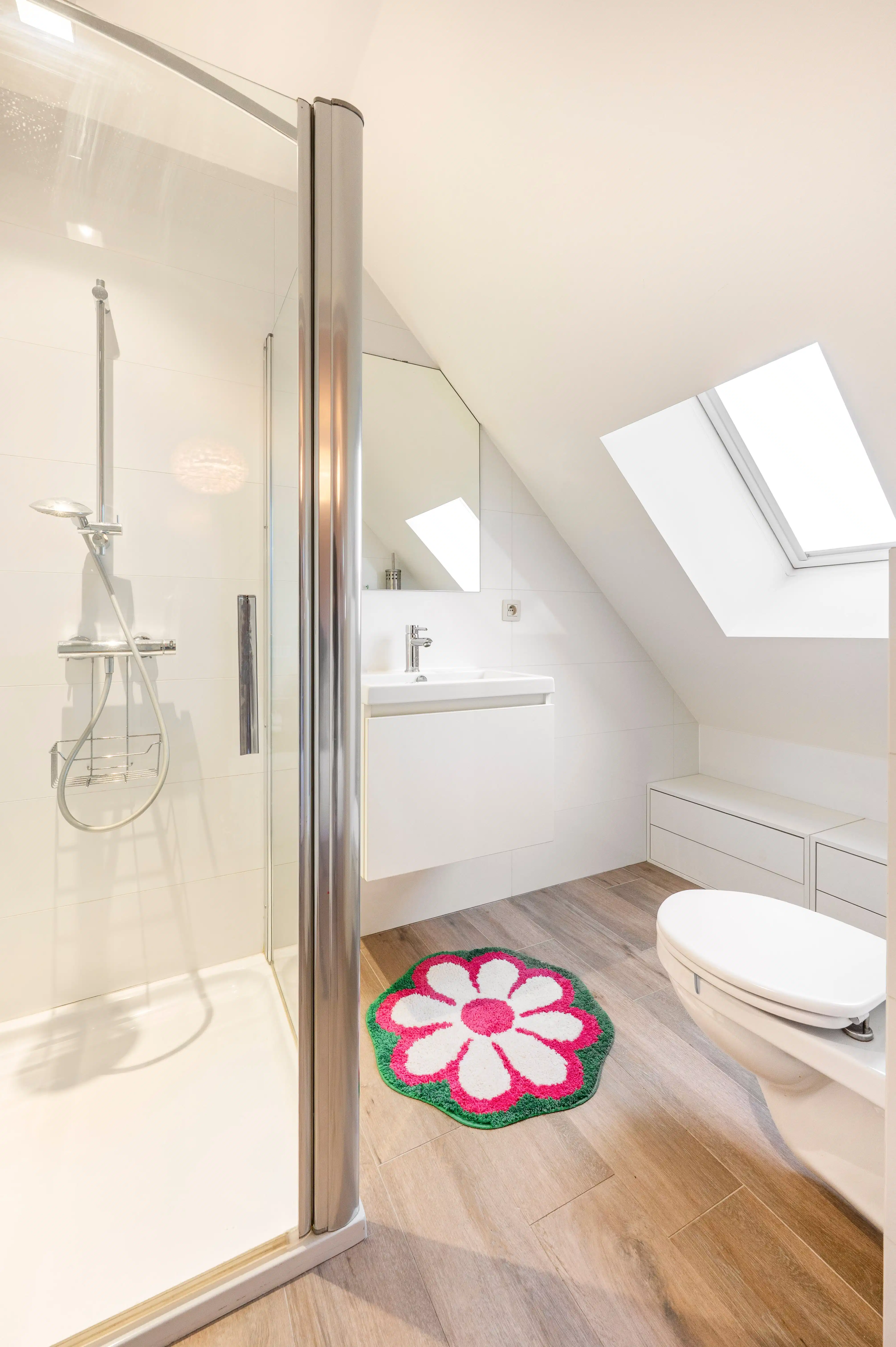 Moderne gezinswoning met gezellige stadstuin op de Lage Kaart te Brasschaat! foto 19