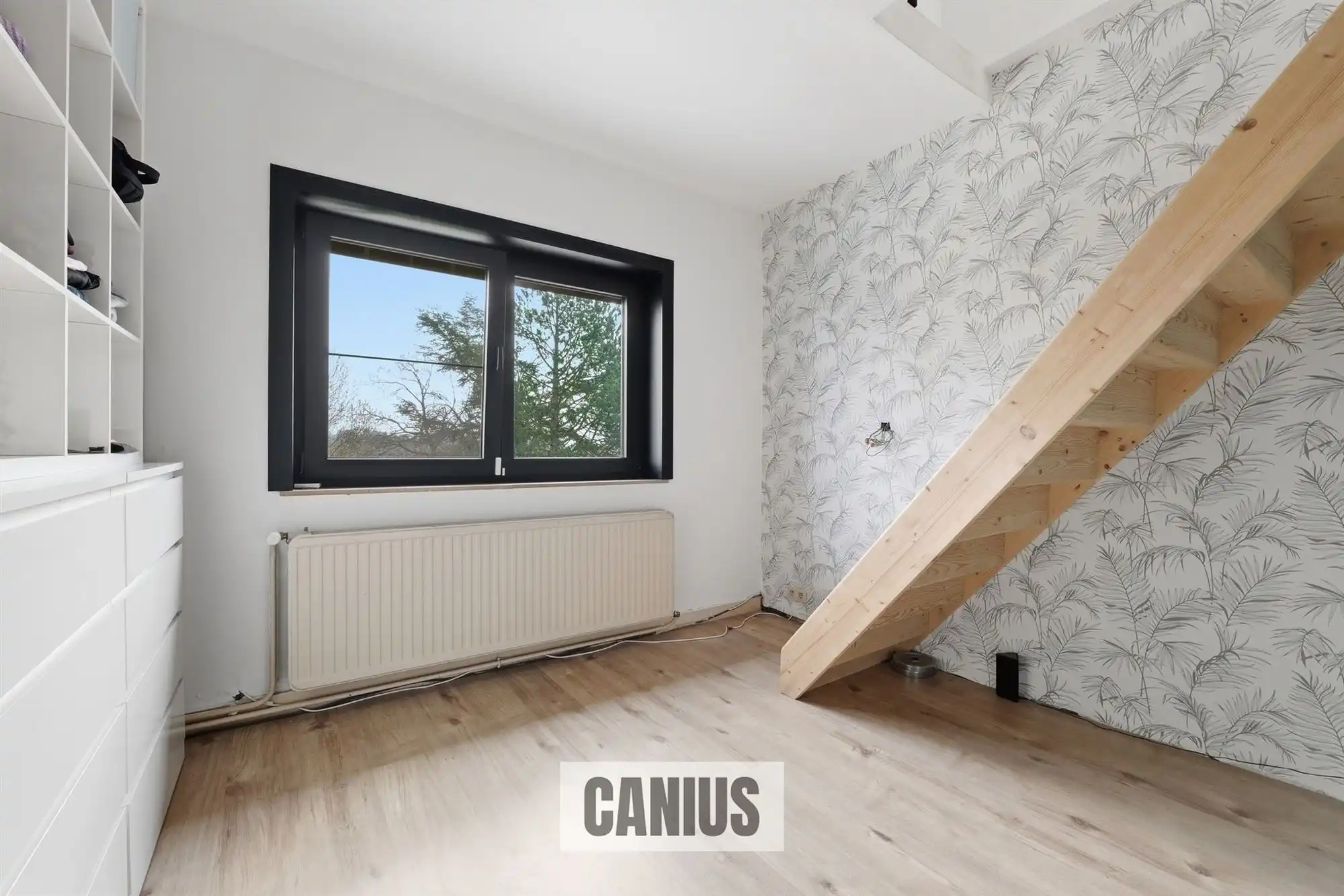 GERENOVEERDE OPEN BEBOUWING MET VIER SLAAPKAMERS foto 20