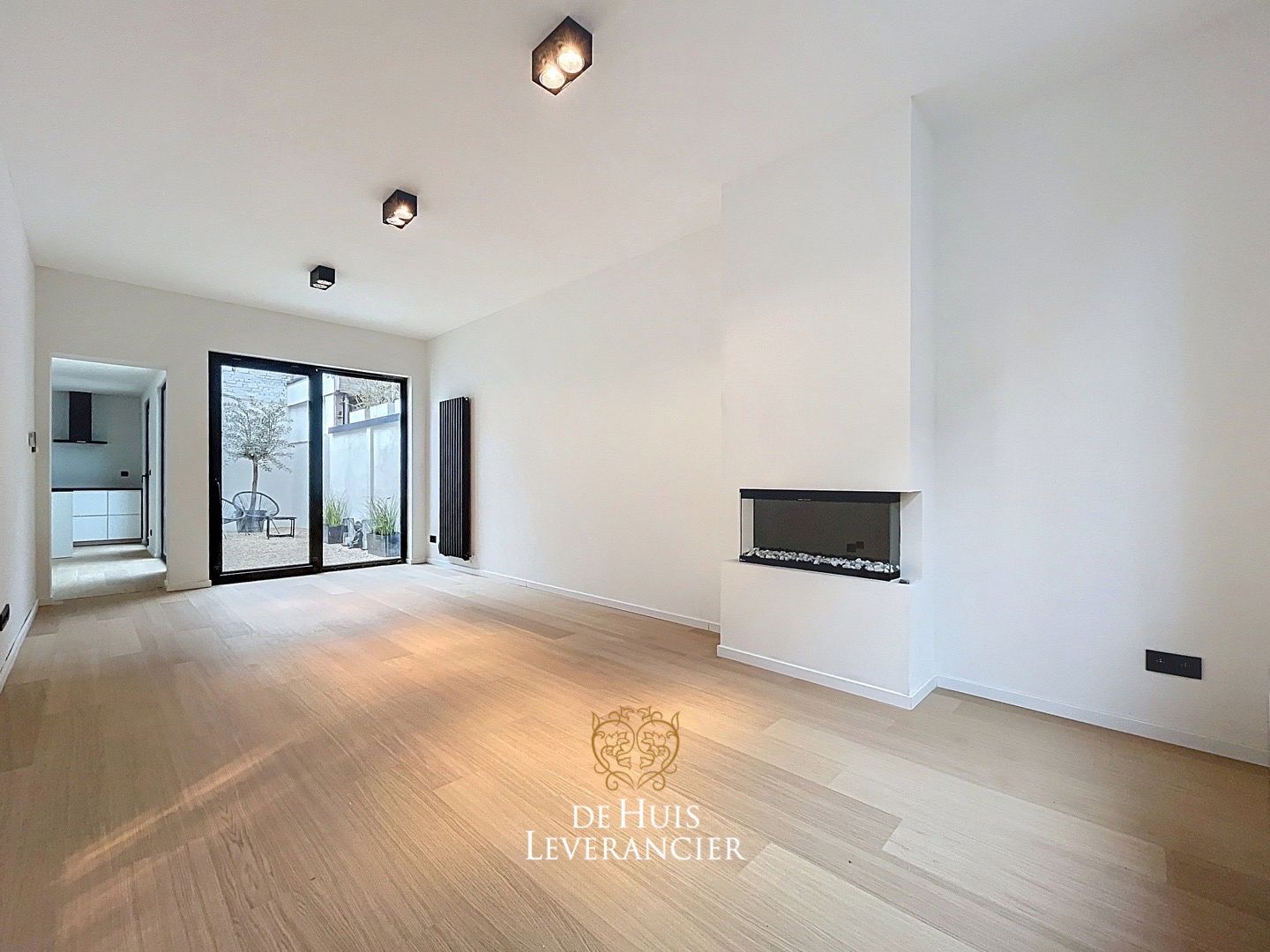 Gerenoveerde rijwoning met charme elementen  foto 5