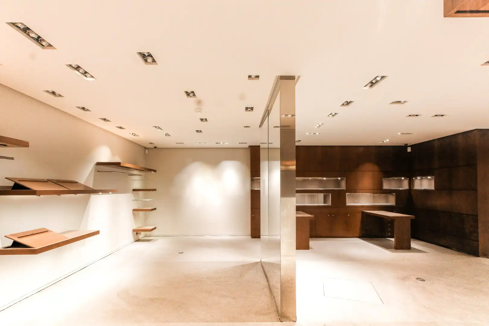 Commerciële ruimte te huur Kustlaan 207 - - 8300 Knokke-Heist