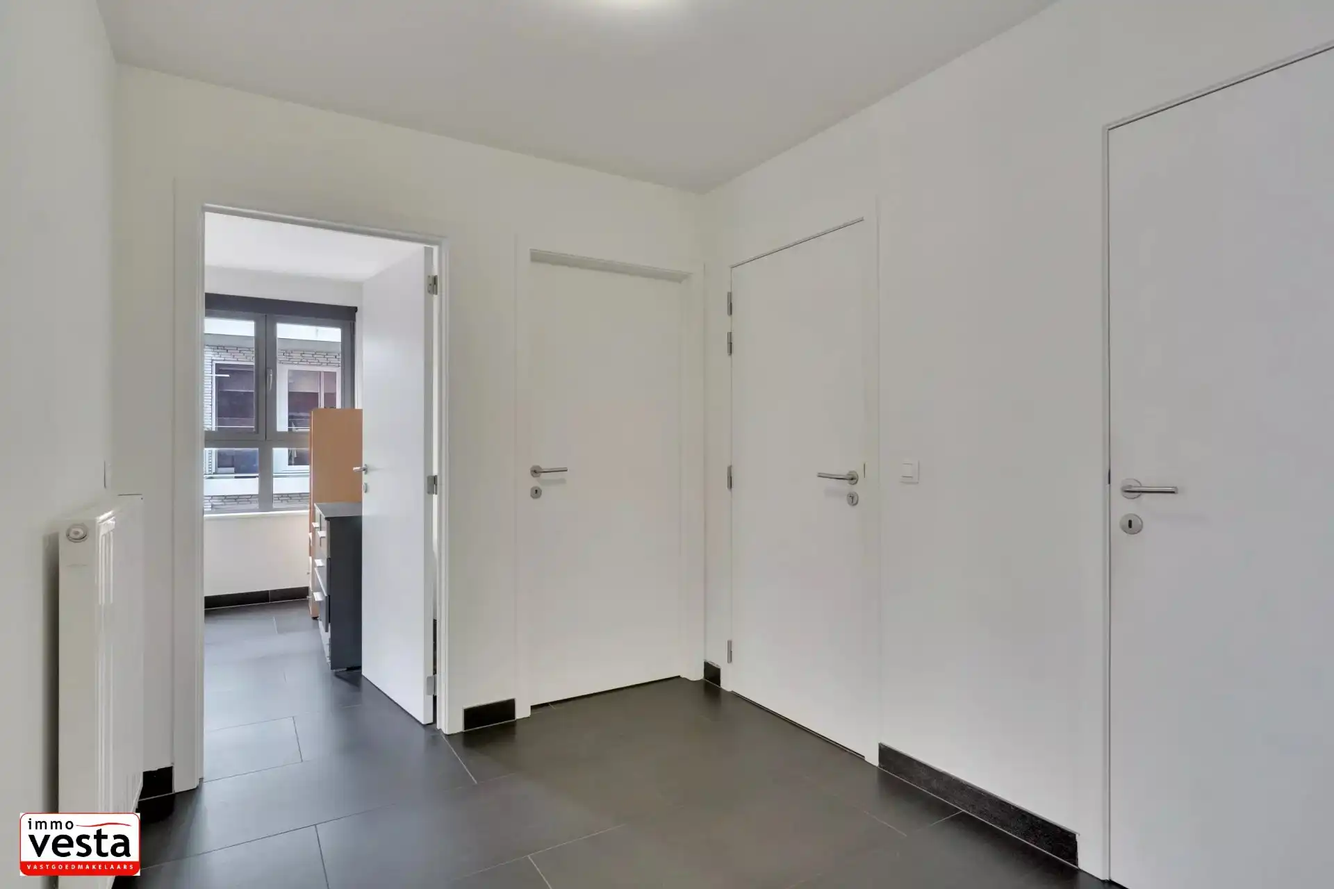 Modern appartement met 2 slaapkamers foto 20
