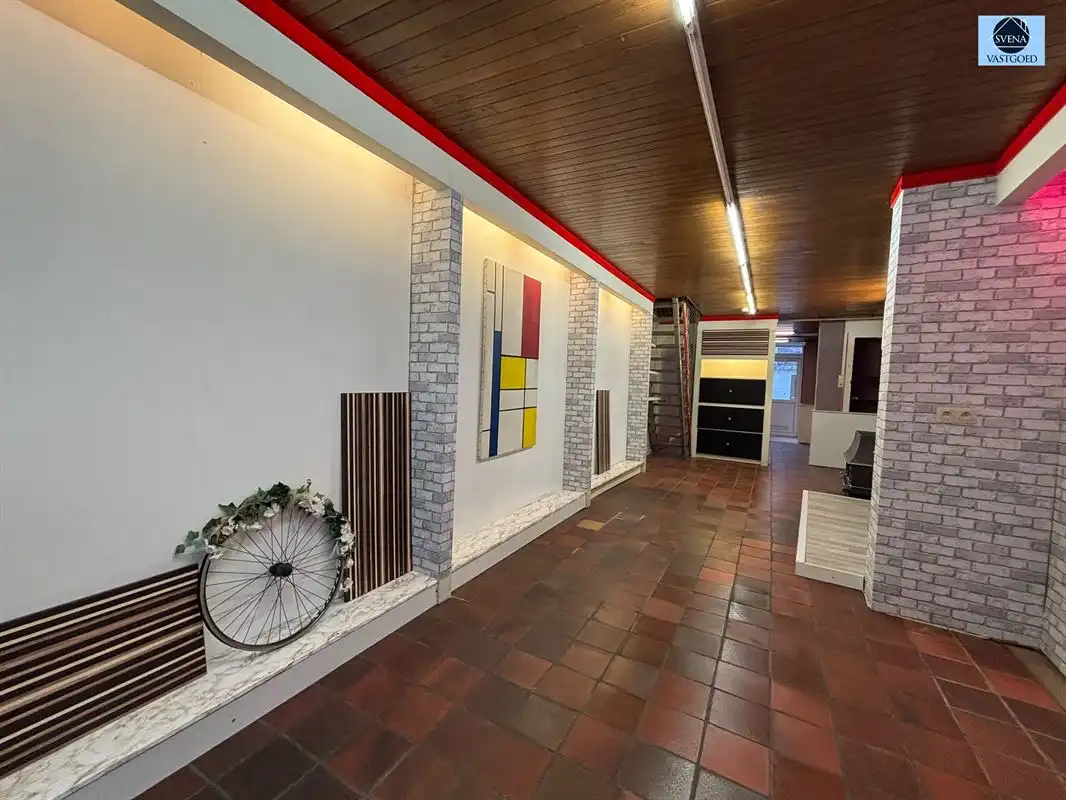 HANDELSZAAK + WOONST IN HET CENTRUM VAN GERAARDSBERGEN foto 6