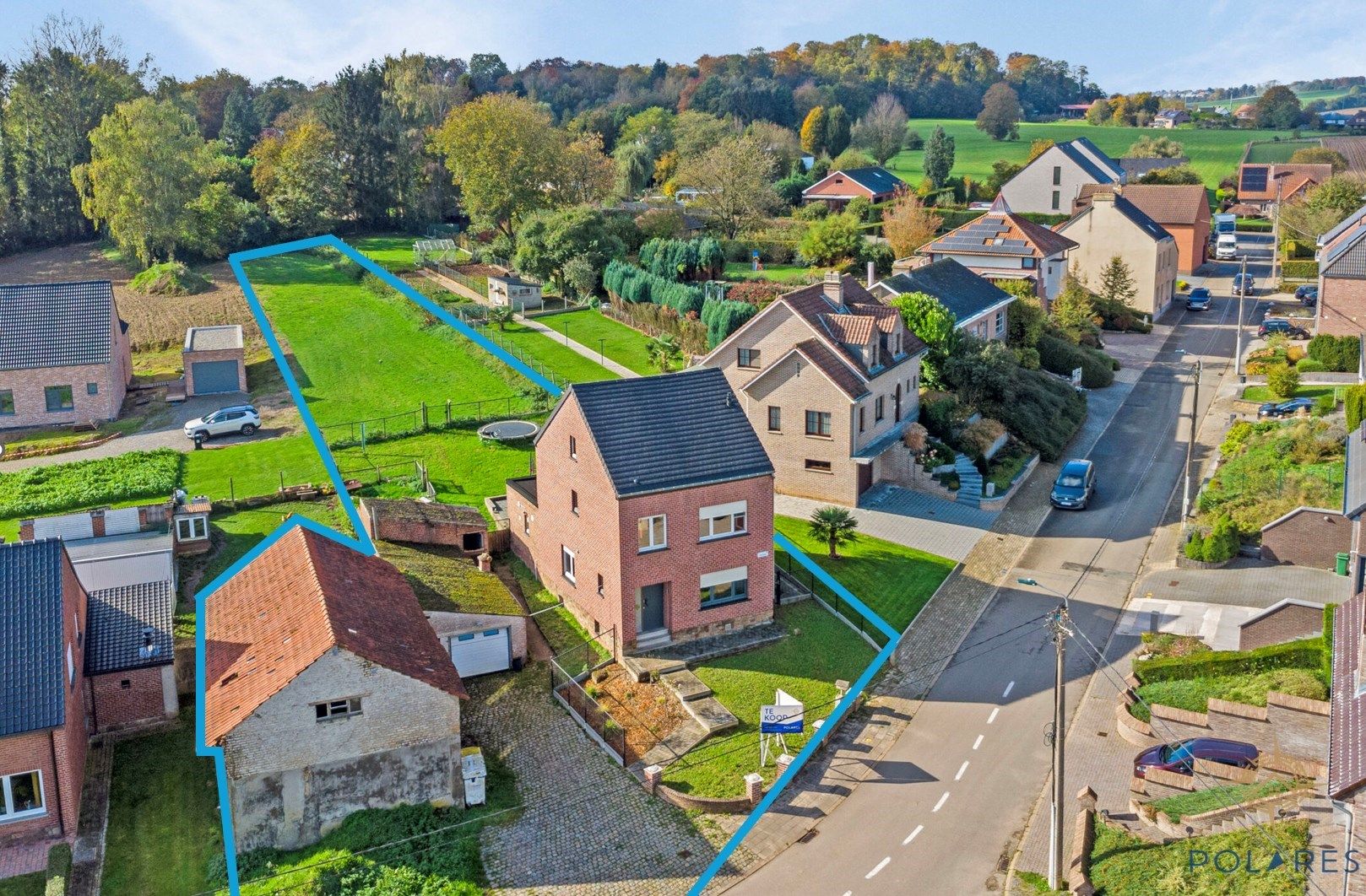 Hoofdfoto van de publicatie: Vrijstaande woning met multifunctioneel bijgebouw en wei 