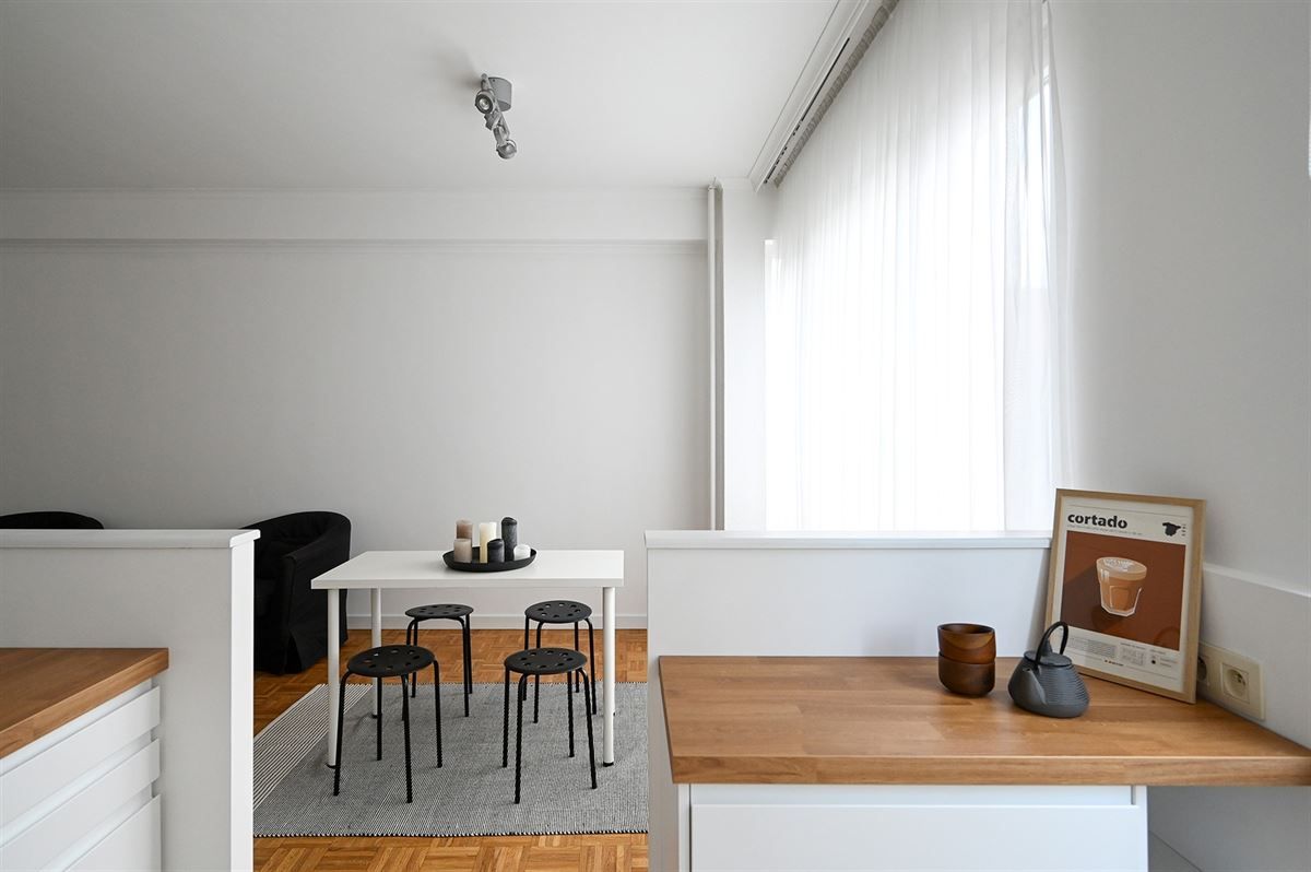 Geheel gerenoveerde studio op toplocatie foto 6