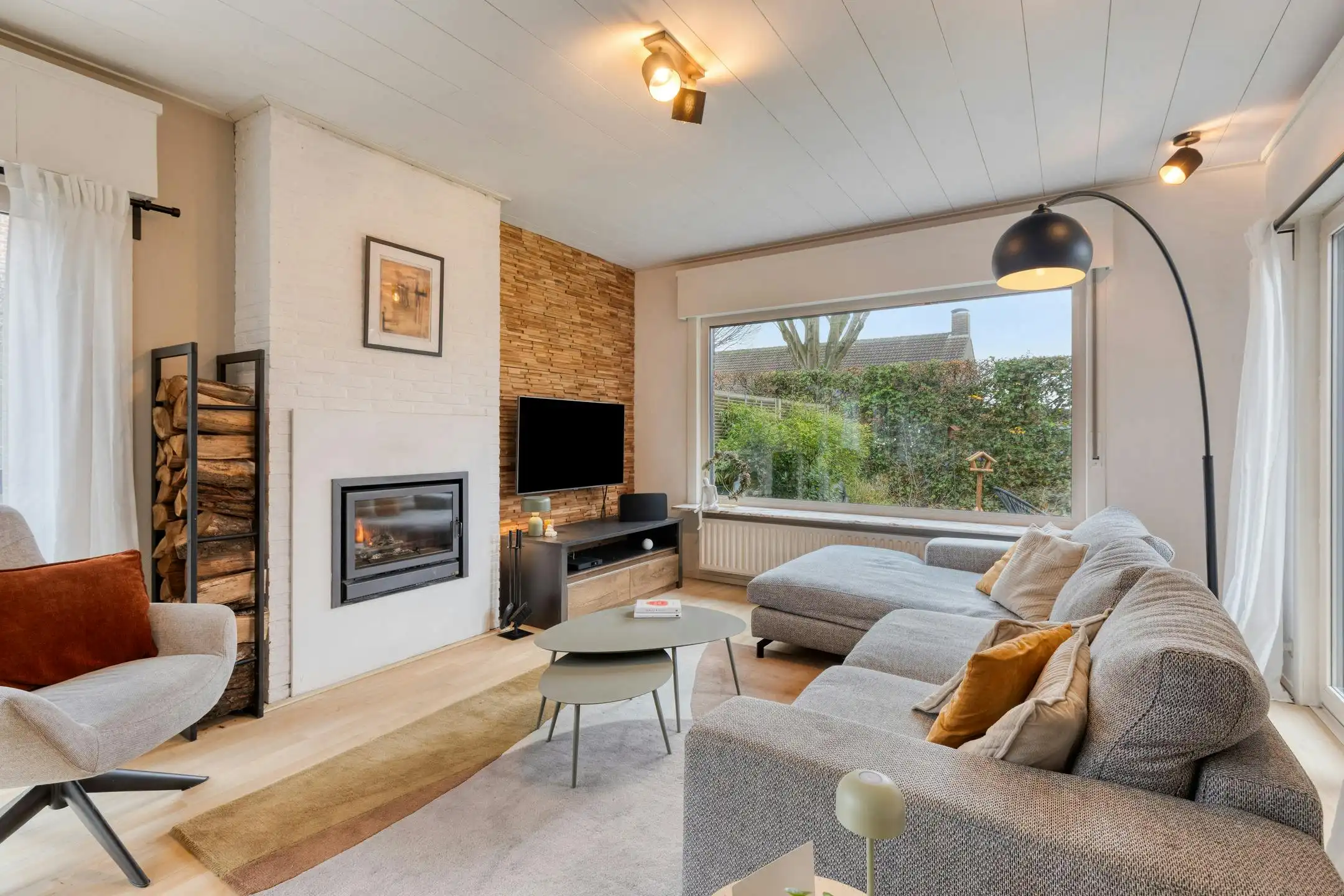 Aangename gezinswoning op rustige ligging in Drongen te koop foto 4