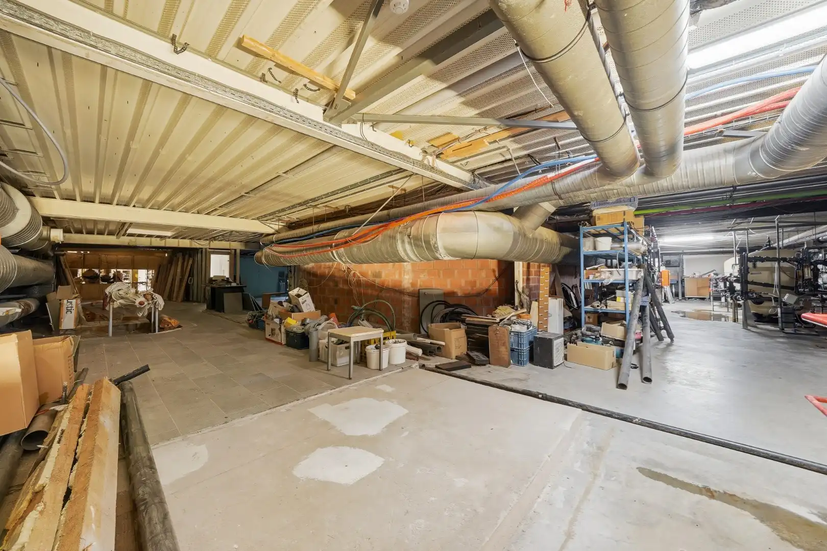 Uitzonderlijk bedrijfsgebouw met 1.210 m² en eindeloze mogelijkheden foto 19