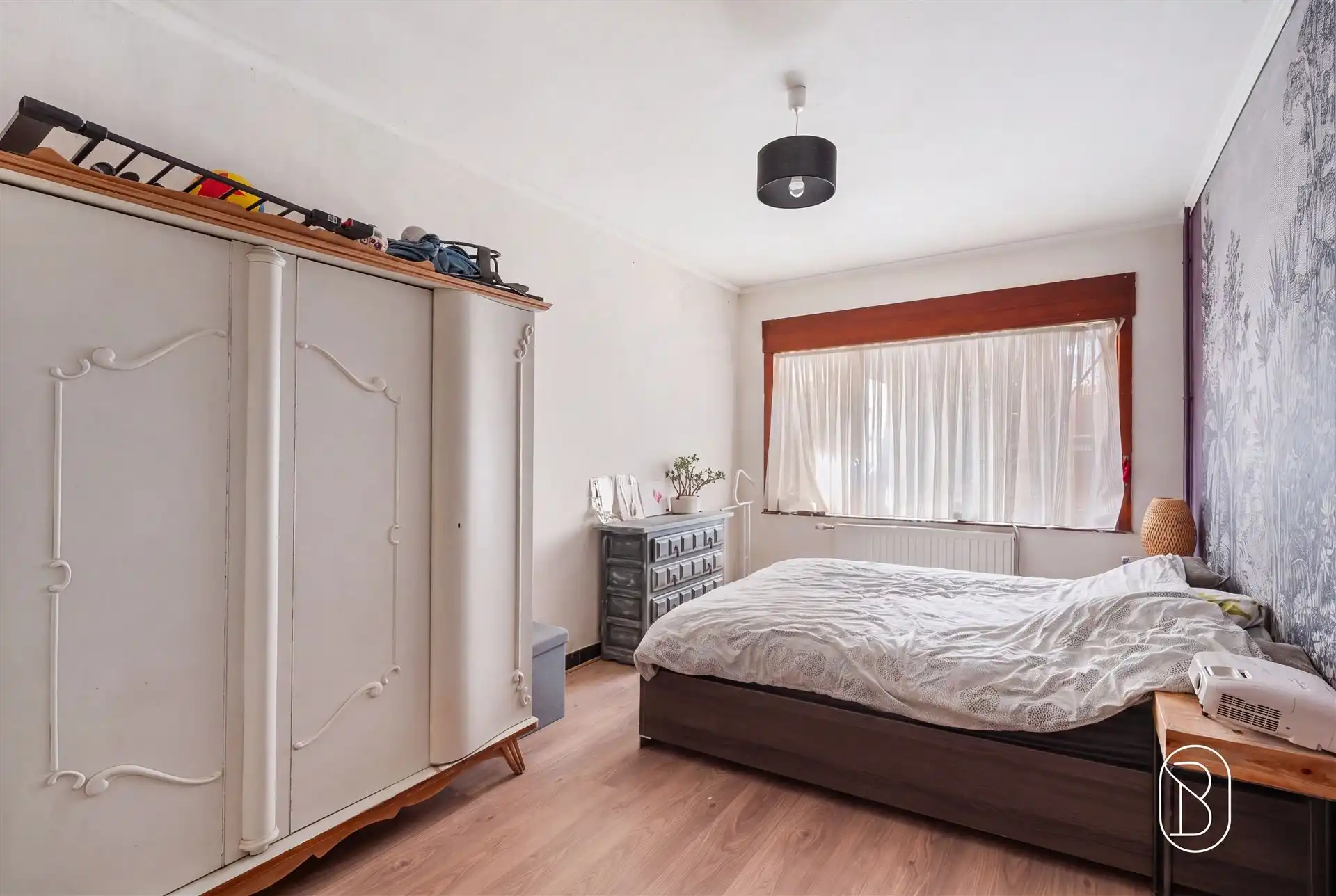 Bel-etagewoning met 3 slpk, garage en tuin in Vloesberg foto 17