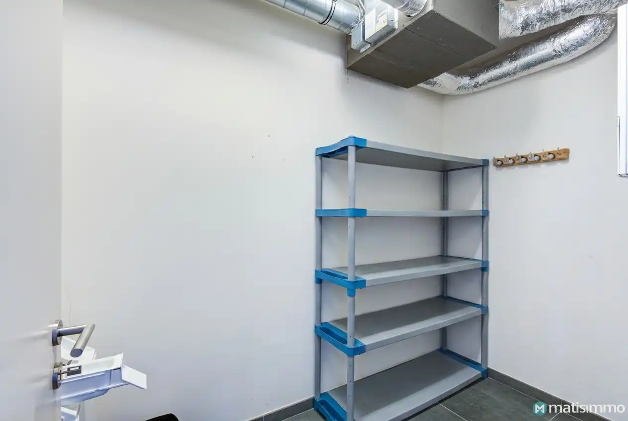 INSTAPKLAAR APPARTEMENT MET 2 SLAAPKAMERS EN AUTOSTAANPLAATS TE RIEMST foto 6