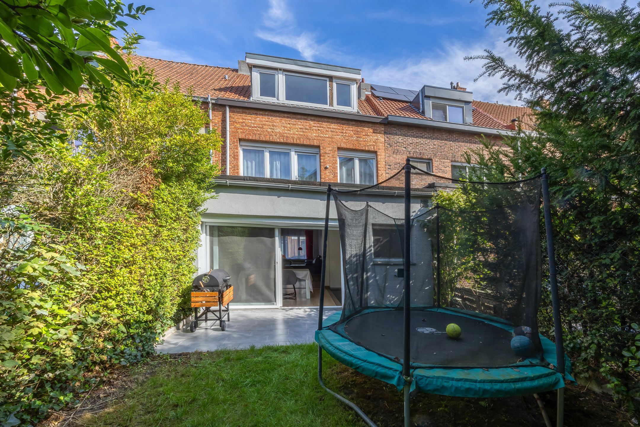 Ruime, lichrijke woning met 5 slaapkamers en zuidtuin  foto 12